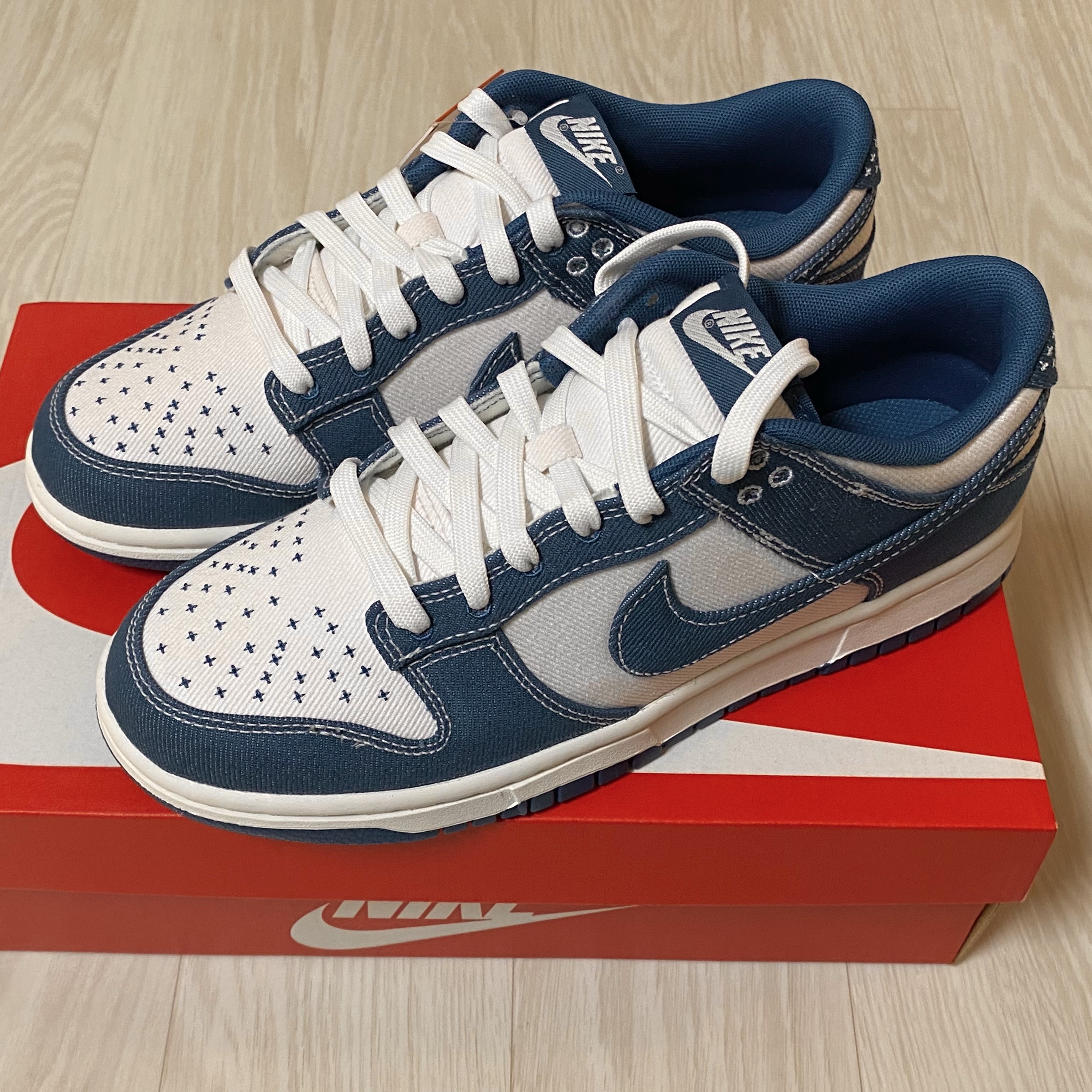 Nike Dunk Low Retro SE Industrial Blue 착용 스타일