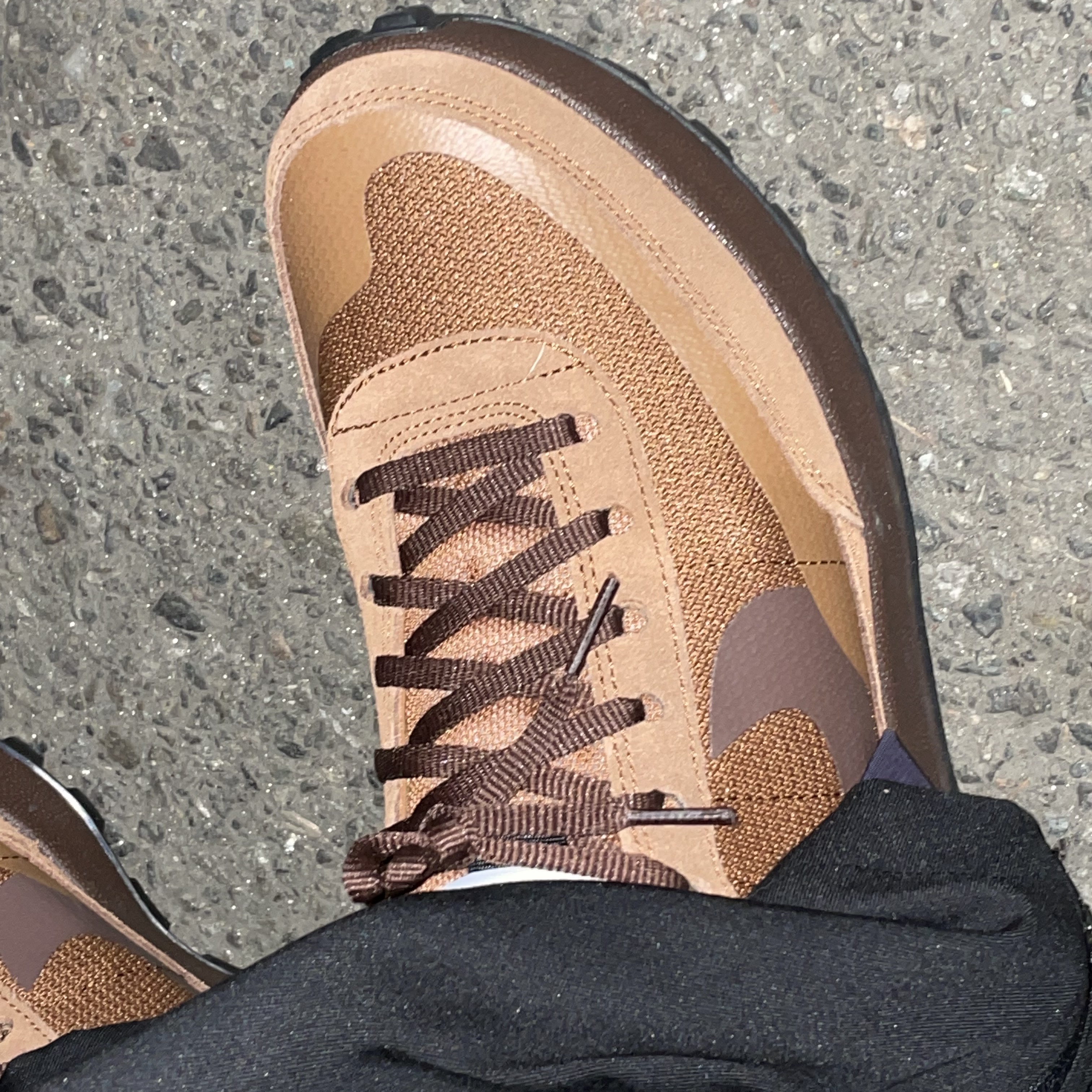Nike x Tom Sachs General Purpose Shoe Brown, Undermycar x Nonnod Cadet Two Layered Multi Zip Slacks Crown Blue - 22FW 착용 스타일 - 1