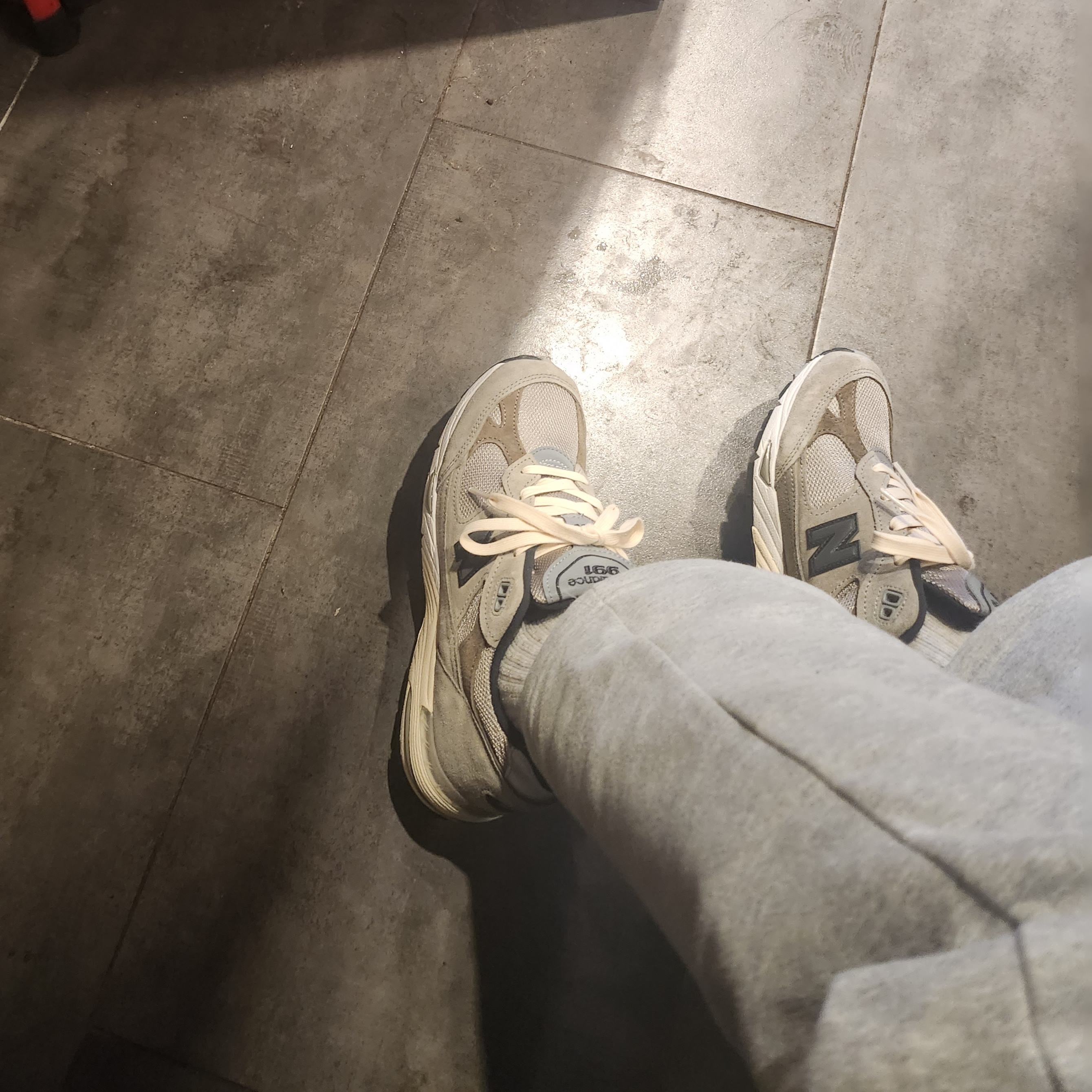 (W) New Balance x JJJJound 991 Made in UK Grey 착용 스타일