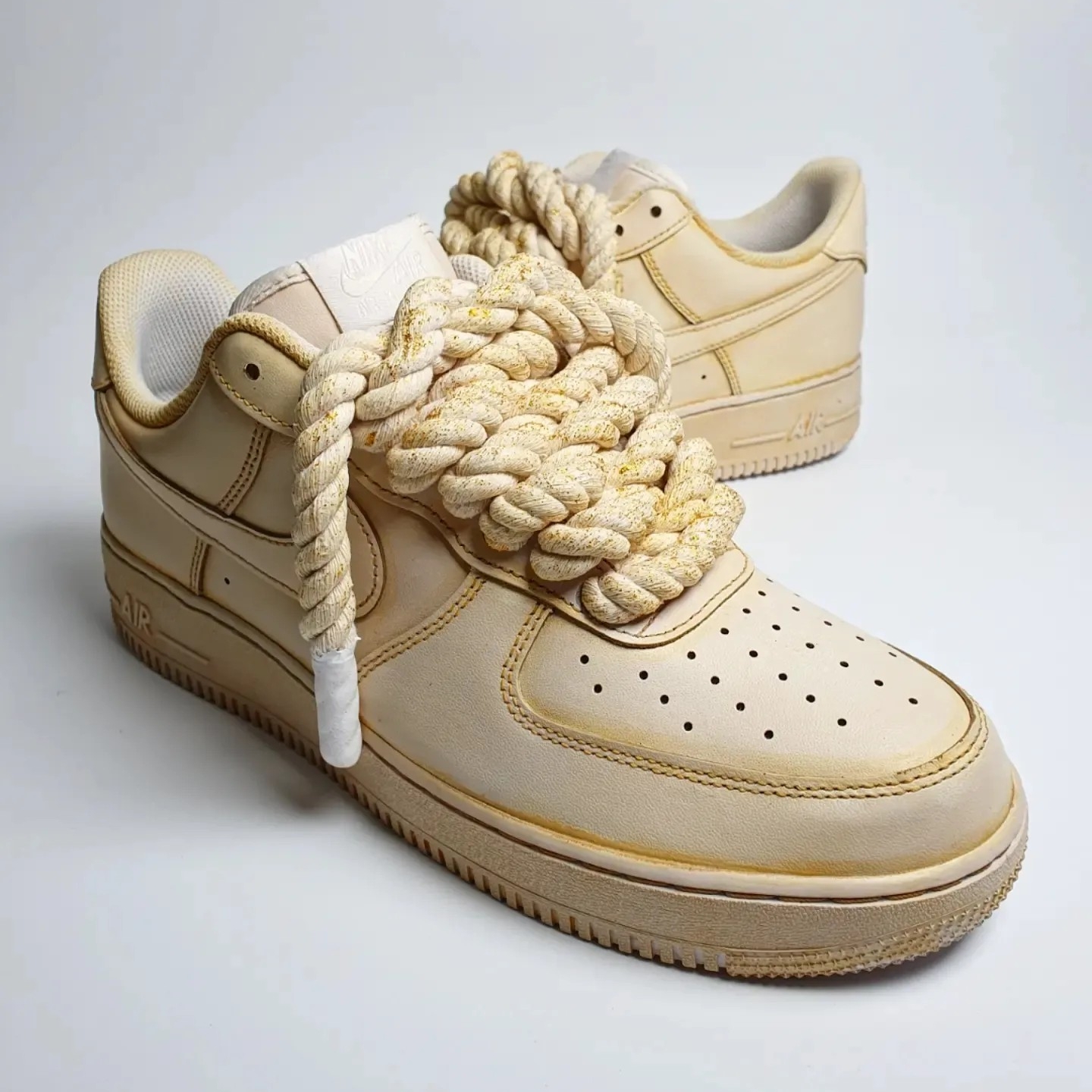 Nike Air Force 1 '07 Low White 착용 스타일 - 2