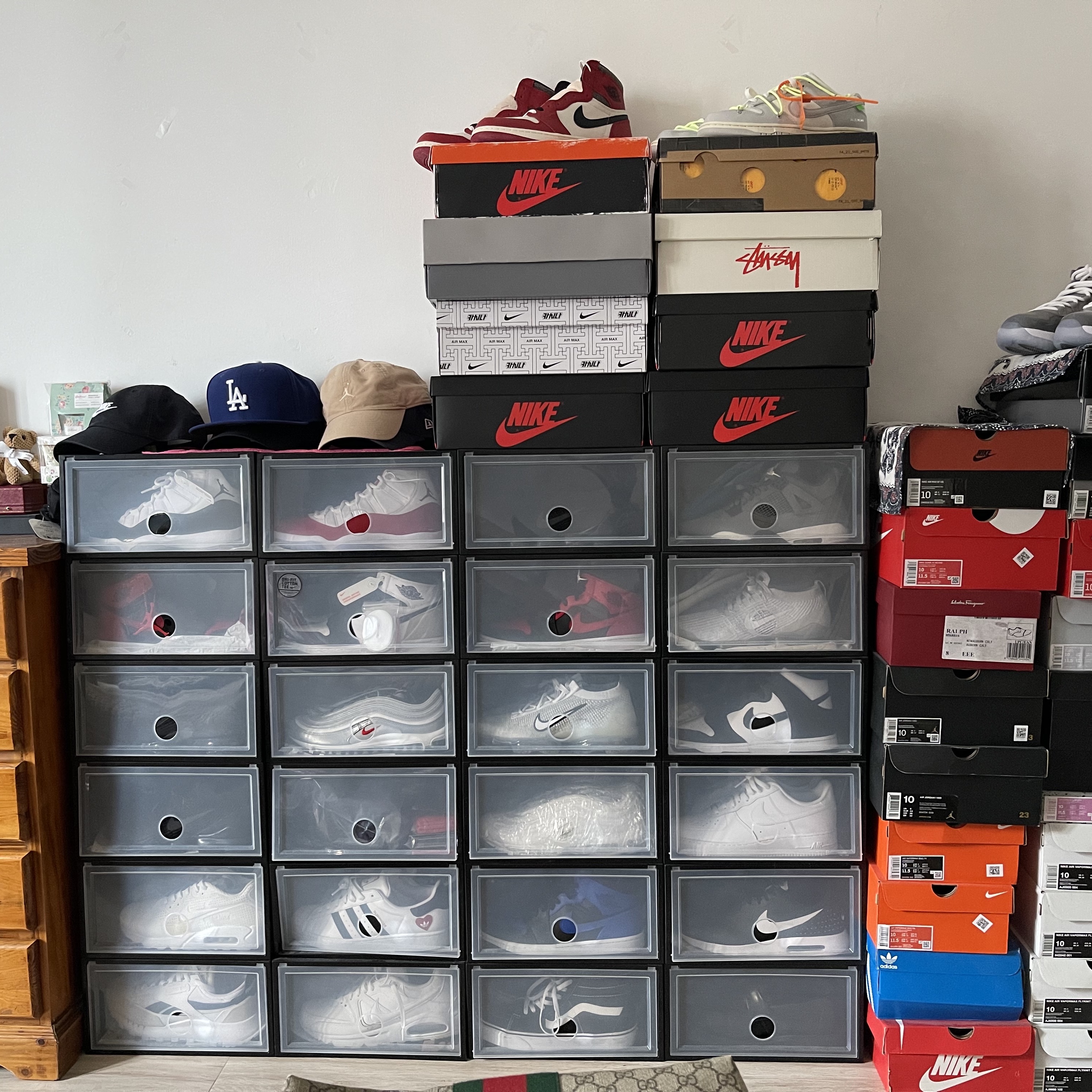 Jordan 1 Retro High OG Chicago 2022, Jordan 1 Retro High OG Patent Bred 착용 스타일 - 2