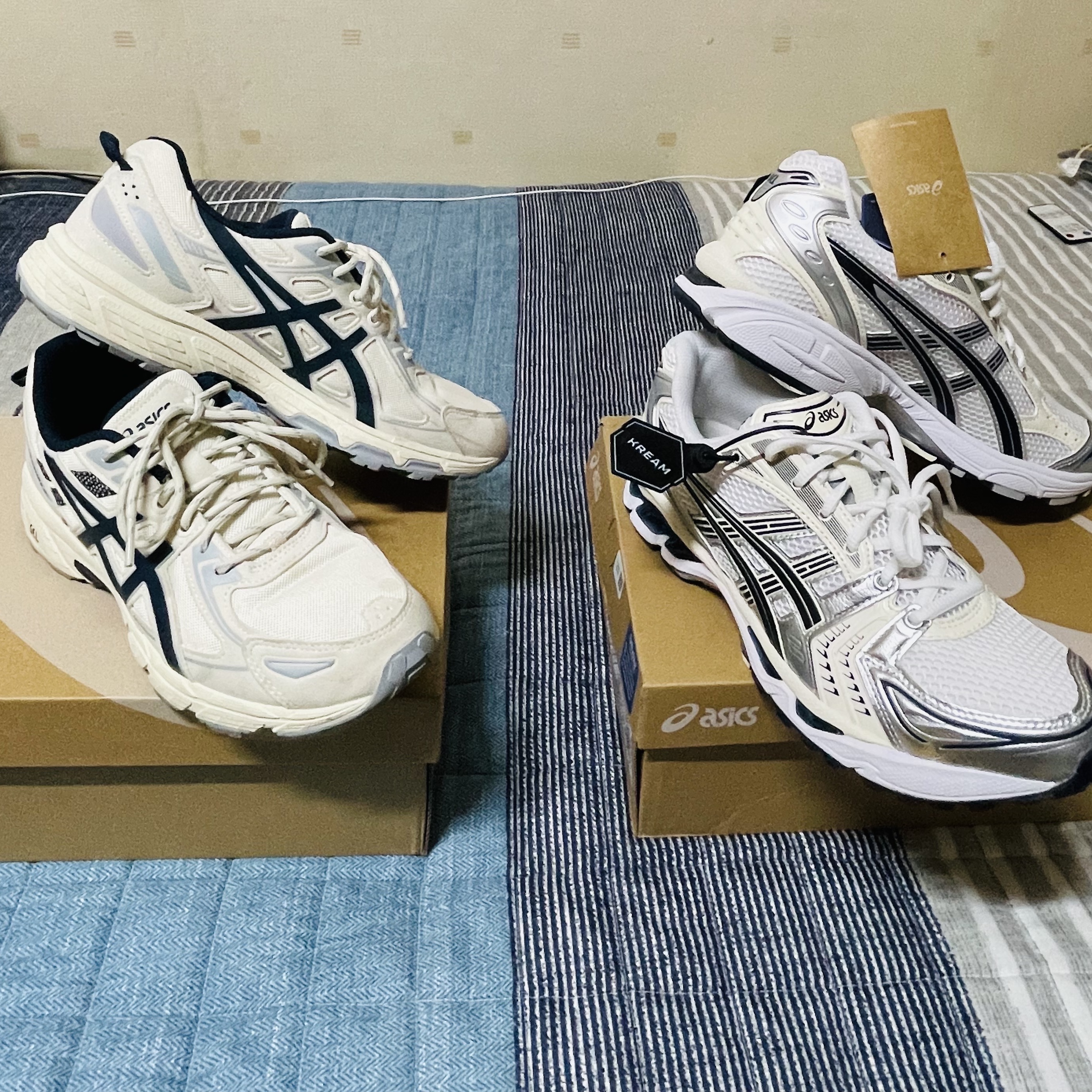 (W) Asics Gel-Kayano 14 White Midnight 착용 스타일