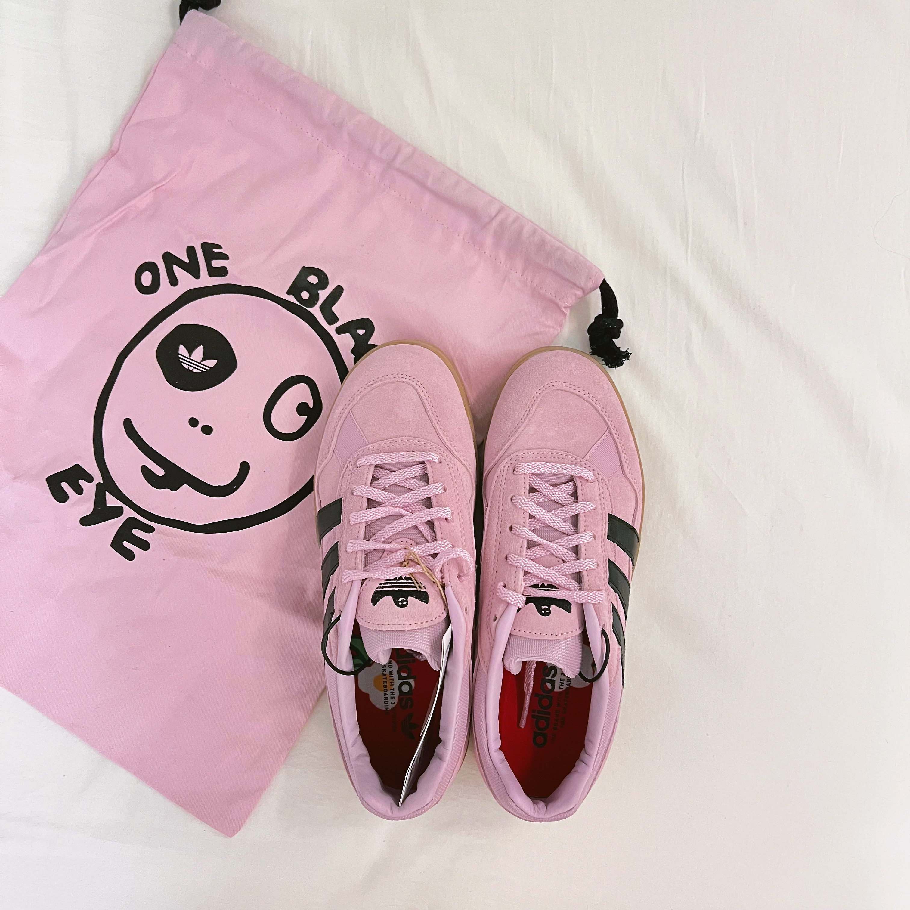 Adidas x Mark Gonzales Aloha Super Light Orchid Core Black 착용 스타일 - 2