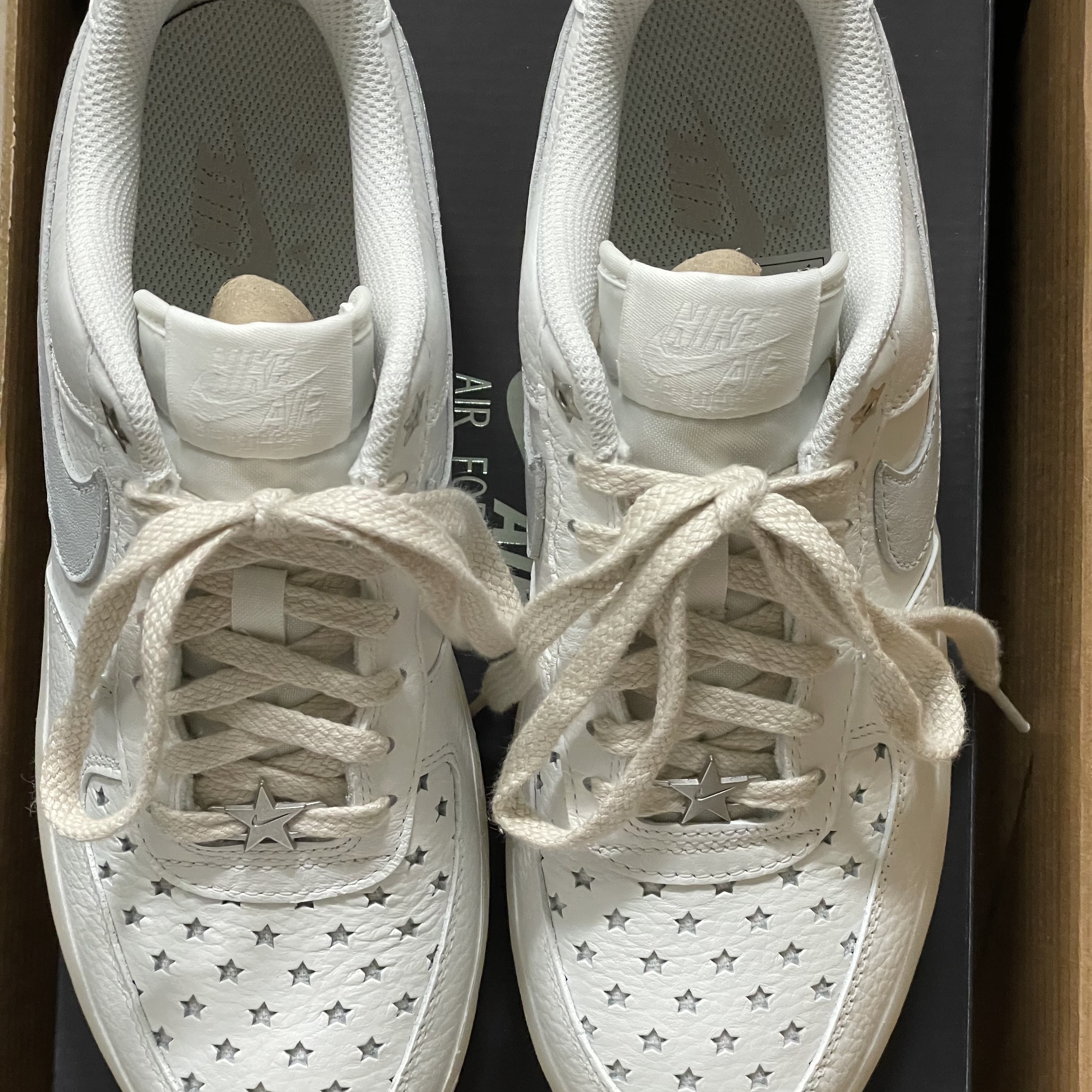 (W) Nike Air Force 1 '07 Summit White Pure Platinum 착용 스타일 - 4