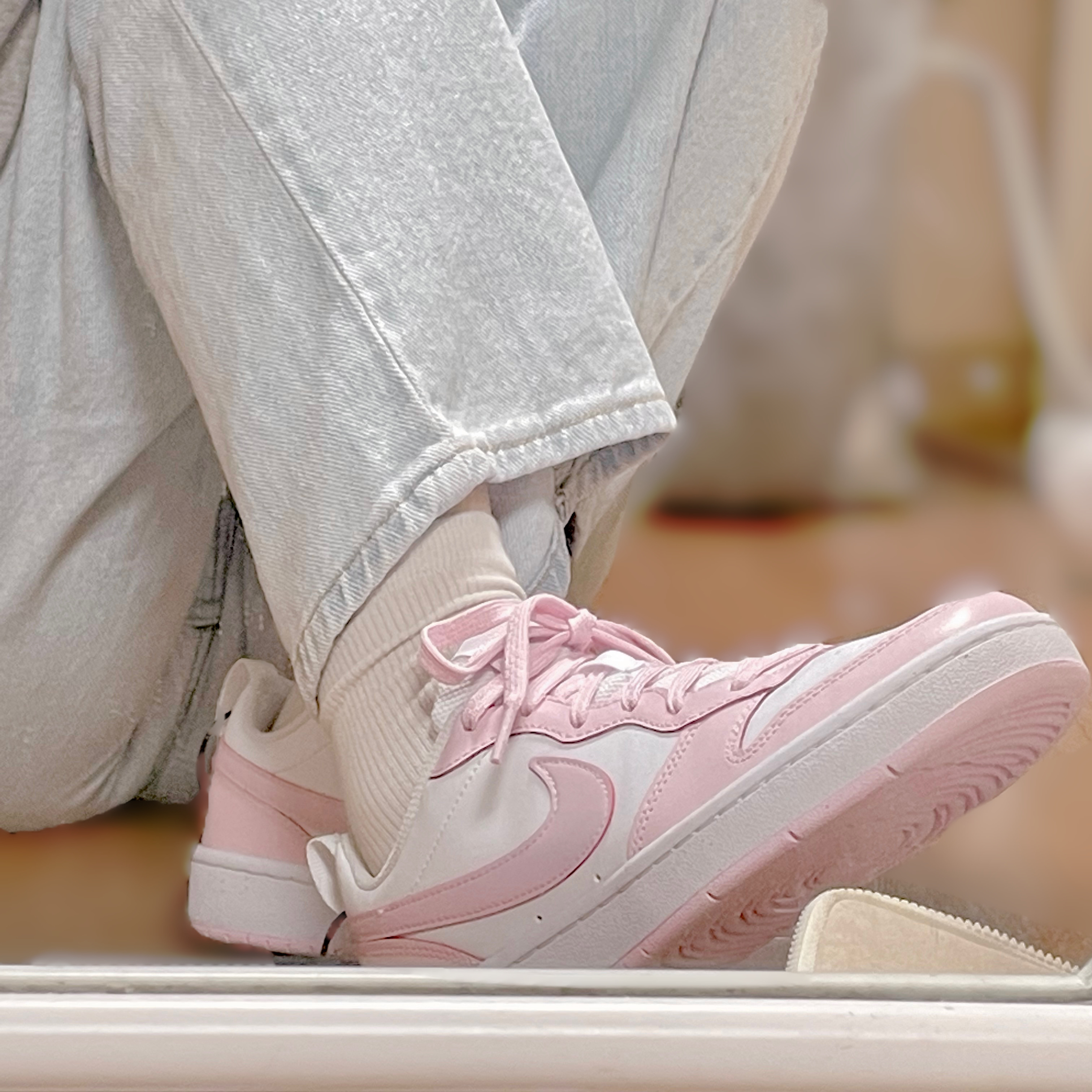 (GS) Nike Court Borough 2 SE White Pink Foam 착용 스타일 - 2