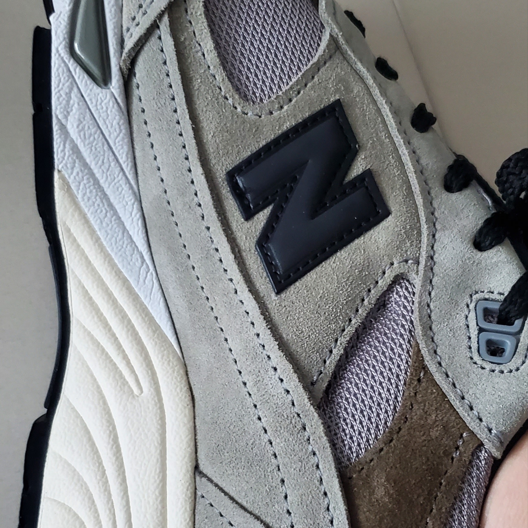 New Balance x JJJJound 991 Made in UK Grey 착용 스타일 - 3