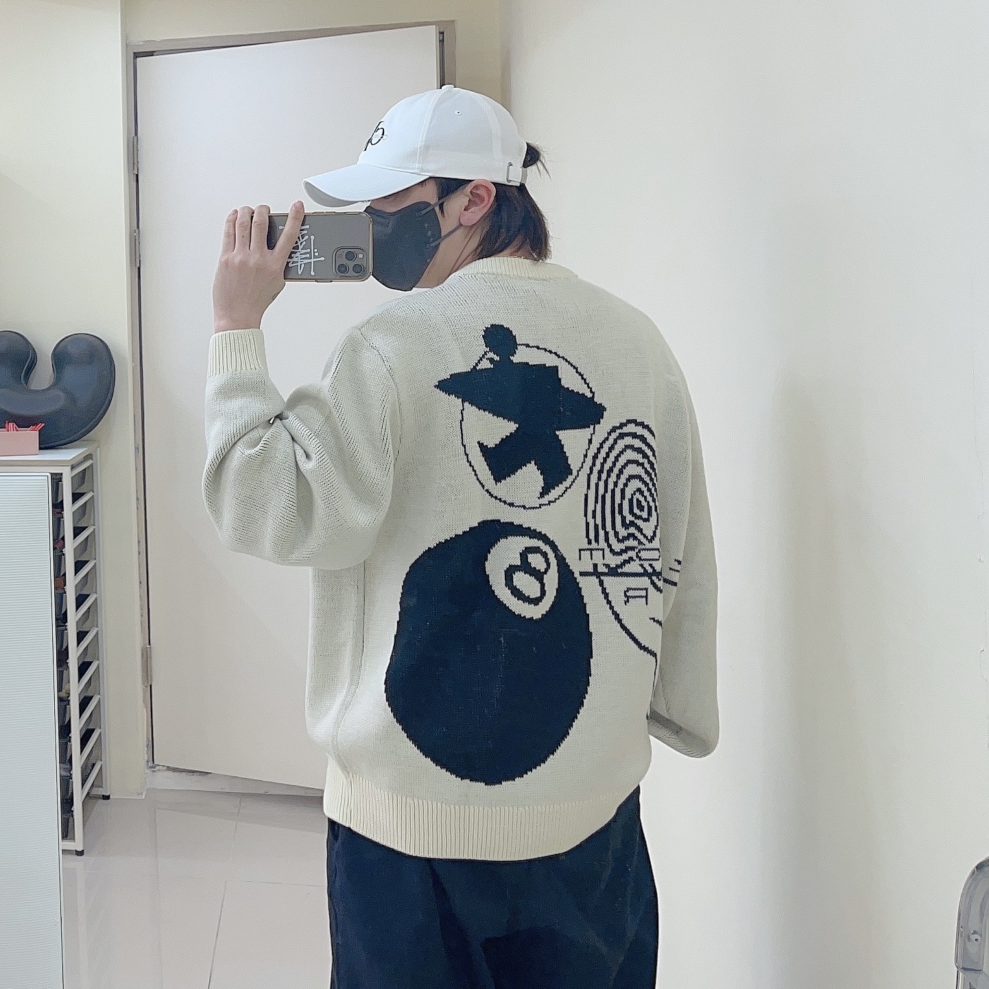 Nike x Stussy NRG LS Knit Sweater Fossil (DR2893-238), Nike x Stussy NRG Washed Fleece Pants Black (DO5296-010) 착용 스타일 - 1