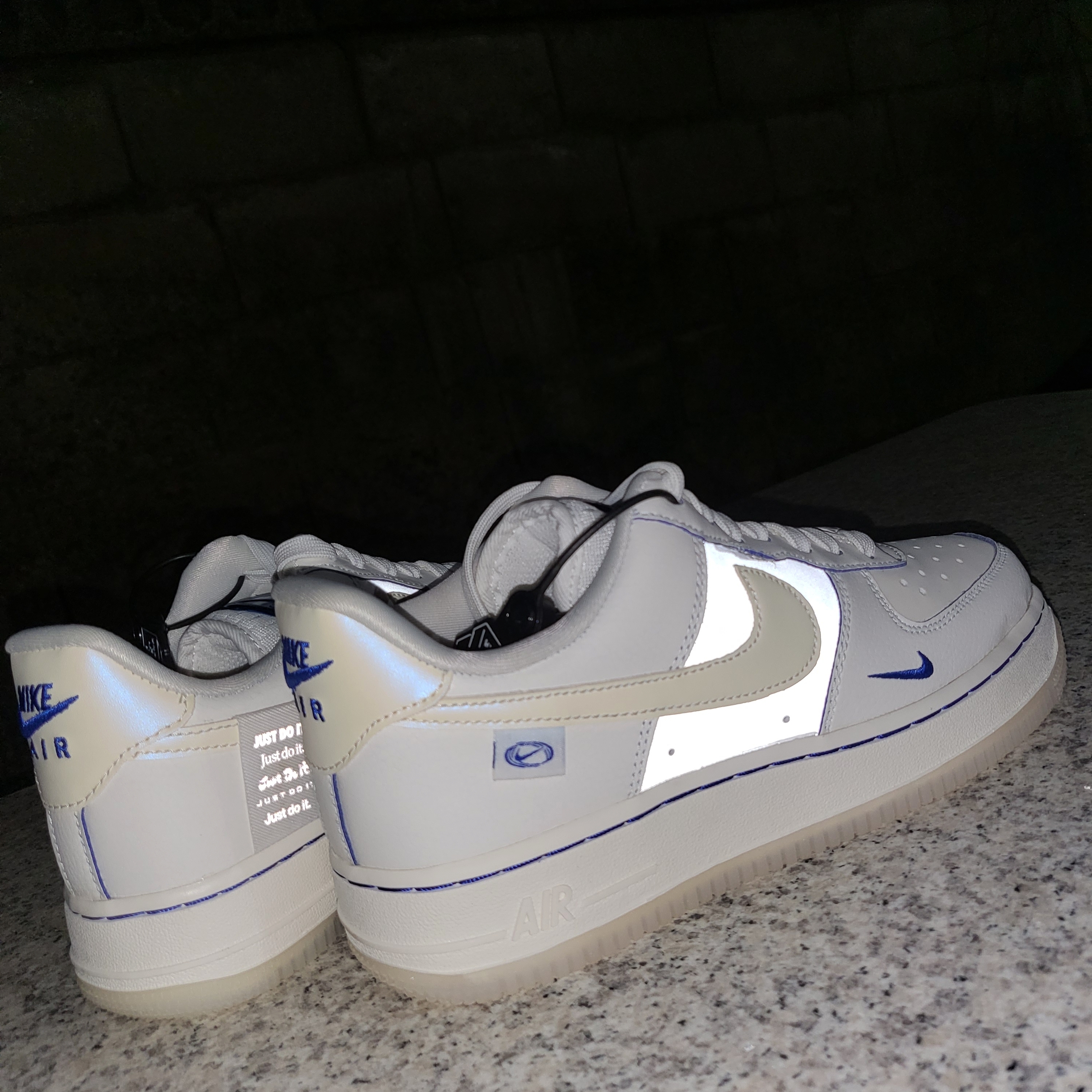 (W) Nike Air Force 1 '07 LX Game Royal Sail 착용 스타일