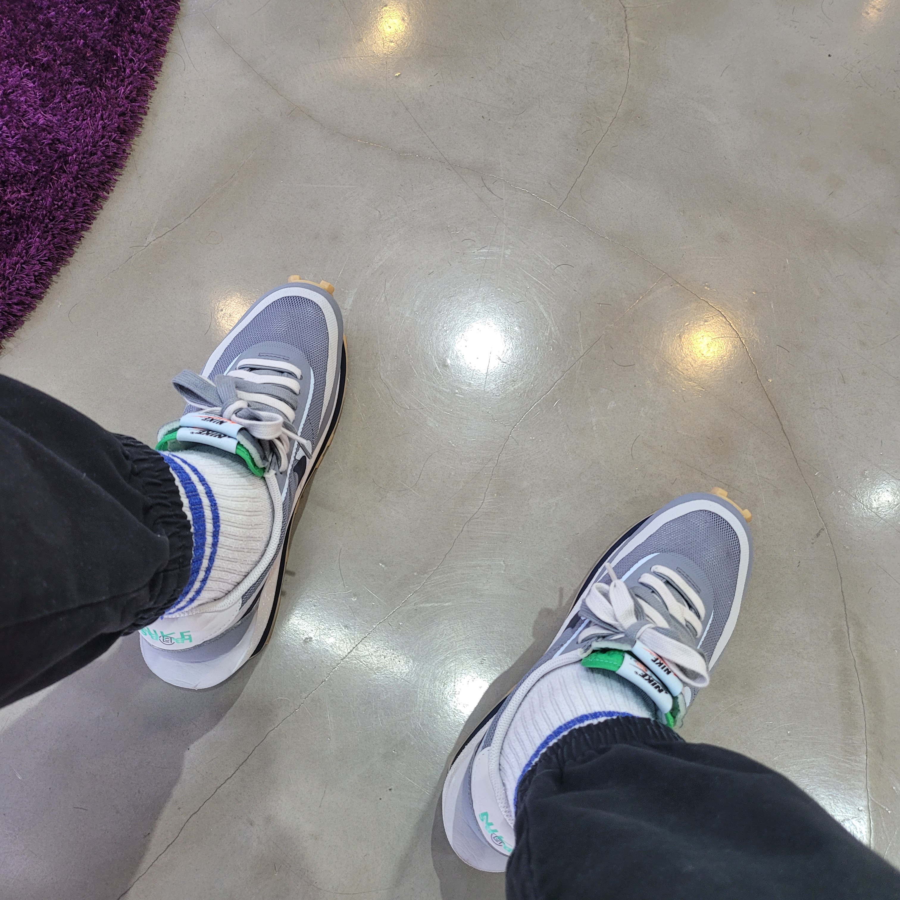 Nike x Sacai x Clot LDWaffle Cool Grey 착용 스타일 - 1