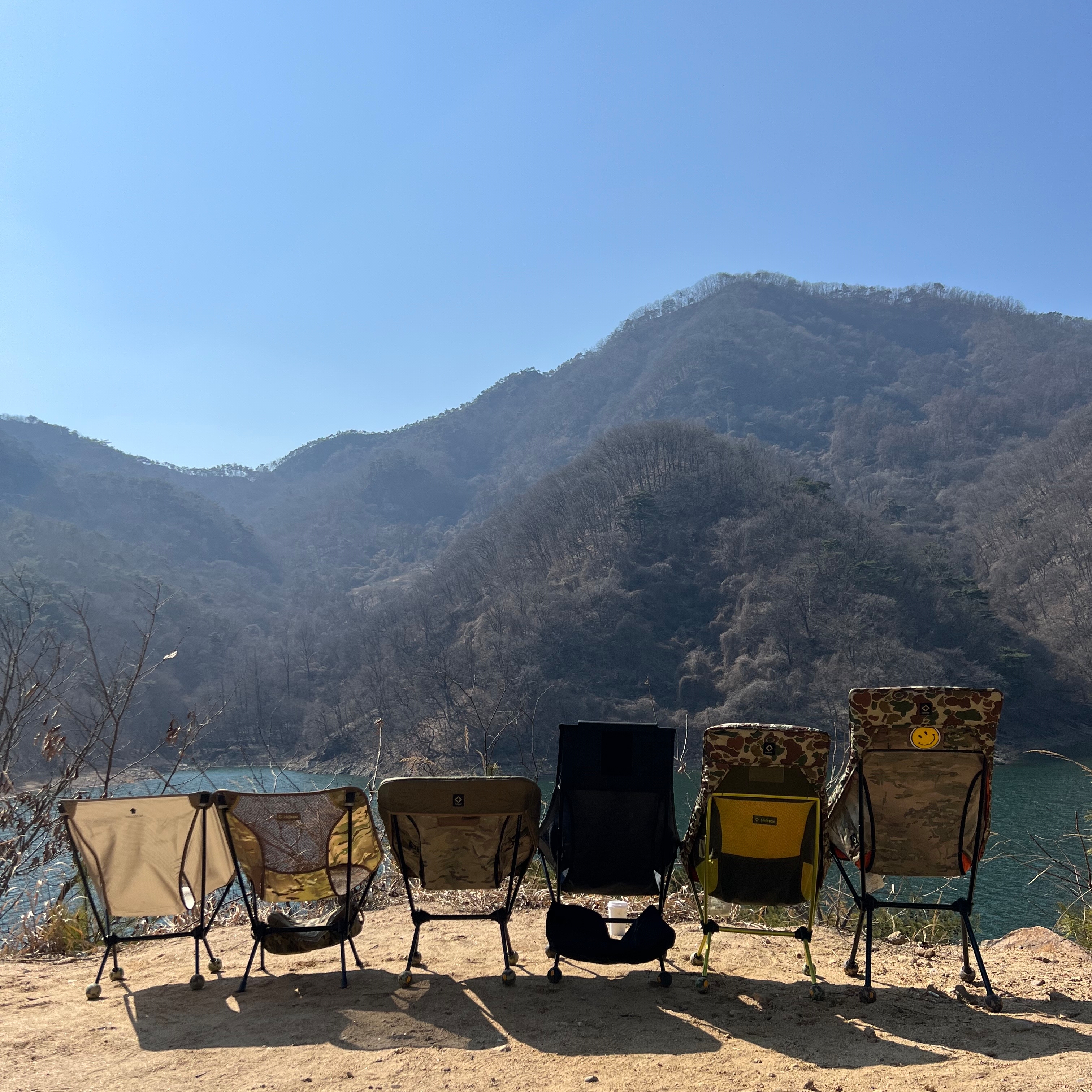 Helinox Tactical Sunset Chair Multicam, Helinox Chair Zero Sand 착용 스타일