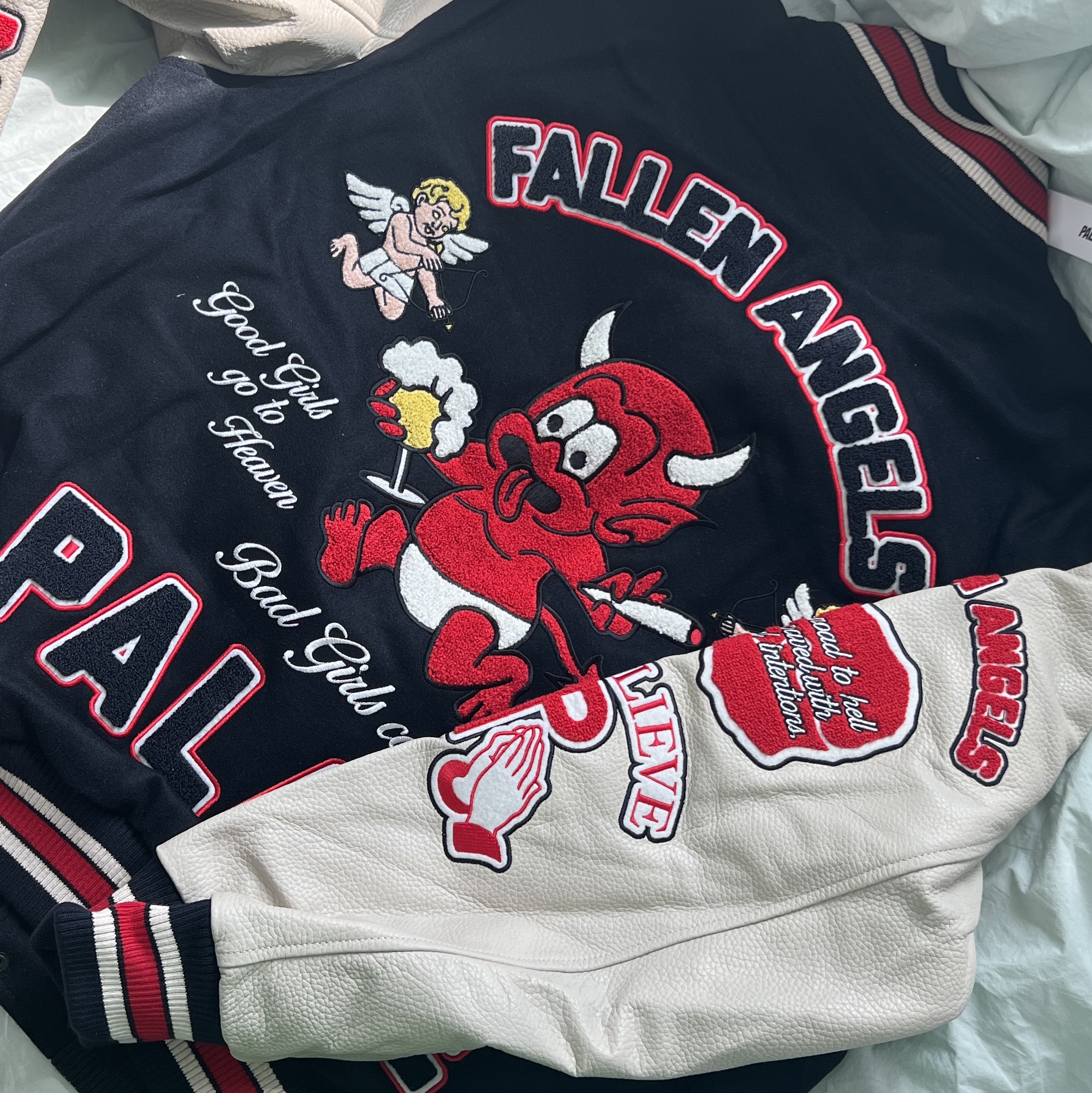 Palace Fallen Angels Varsity Jacket Navy - 23SS 착용 스타일 - 2