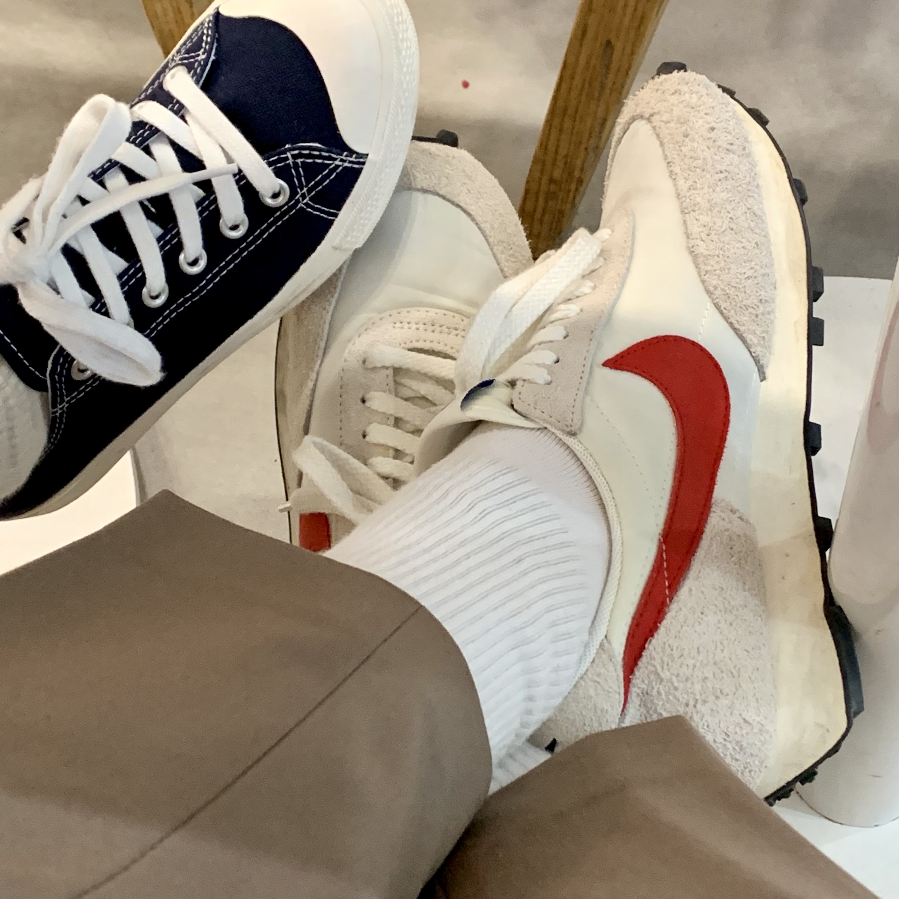 Nike Daybreak SP White University Red 착용 스타일 - 4