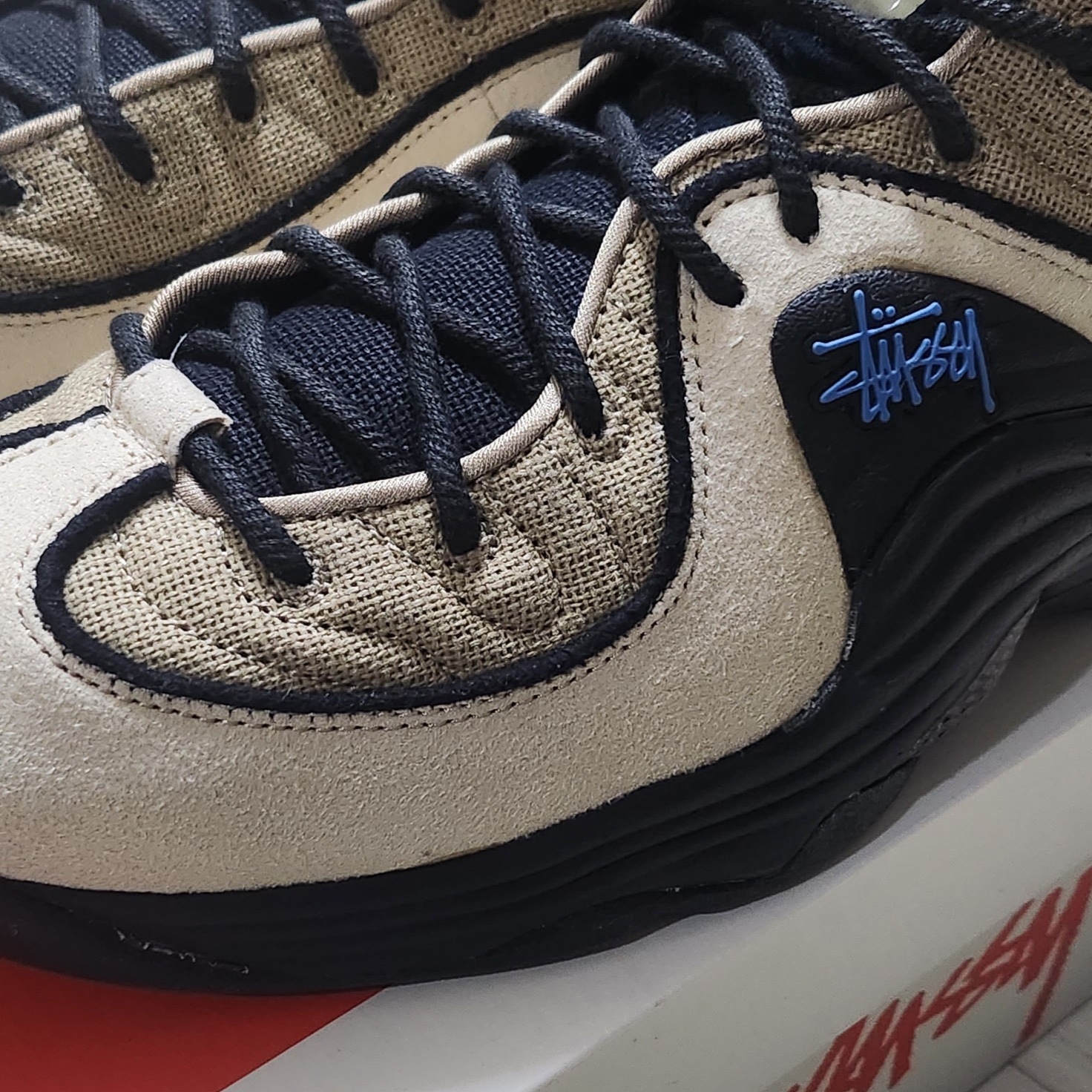 Nike x Stussy Air Penny II Rattan and Limestone 착용 스타일 - 2