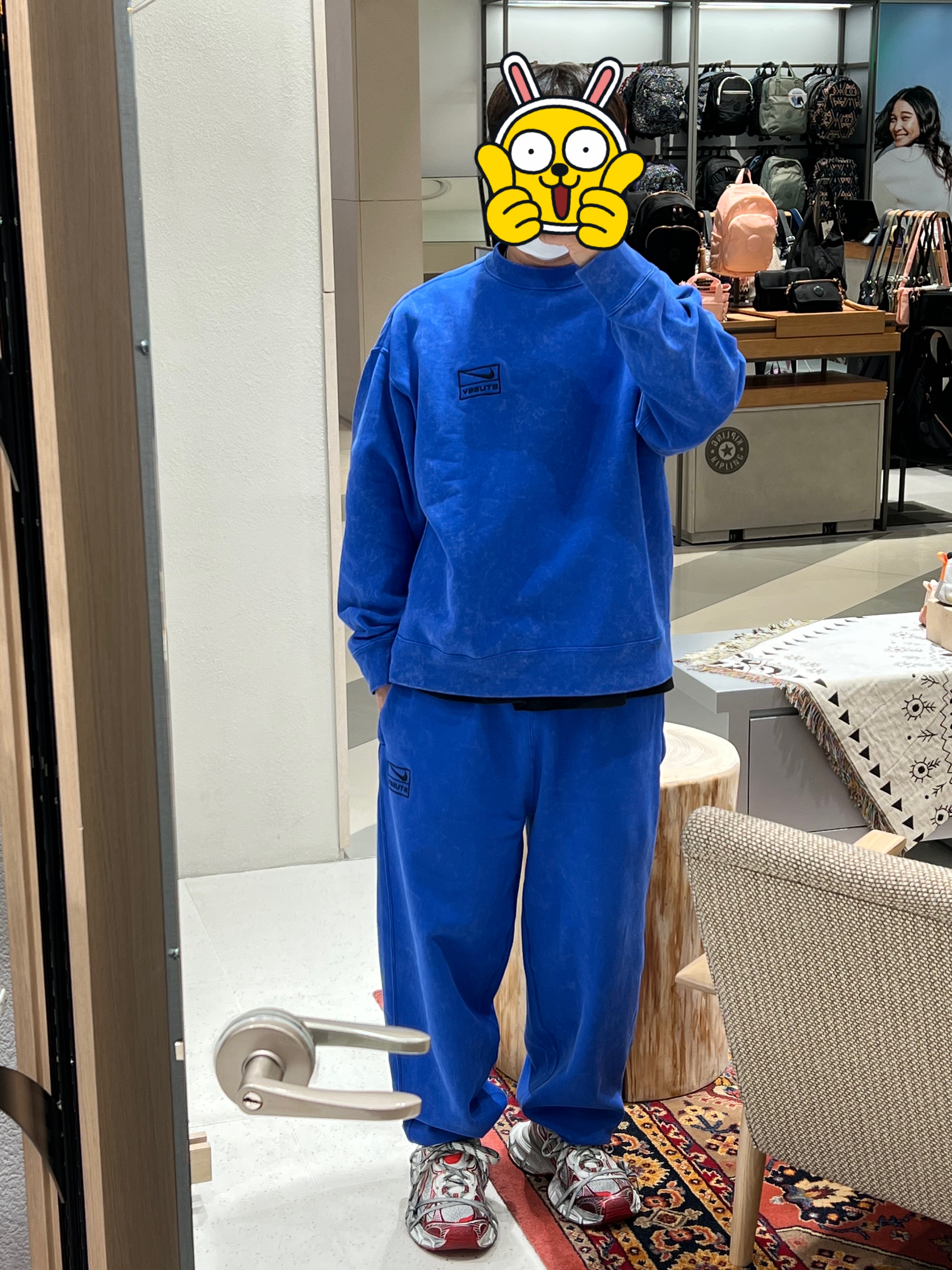 Nike x Stussy NRG Acid Washed Crewneck Game Royal (DR4024-480), Nike x Stussy NRG Acid Washed Fleece Pants Game Royal (DR4025-480) 착용 스타일