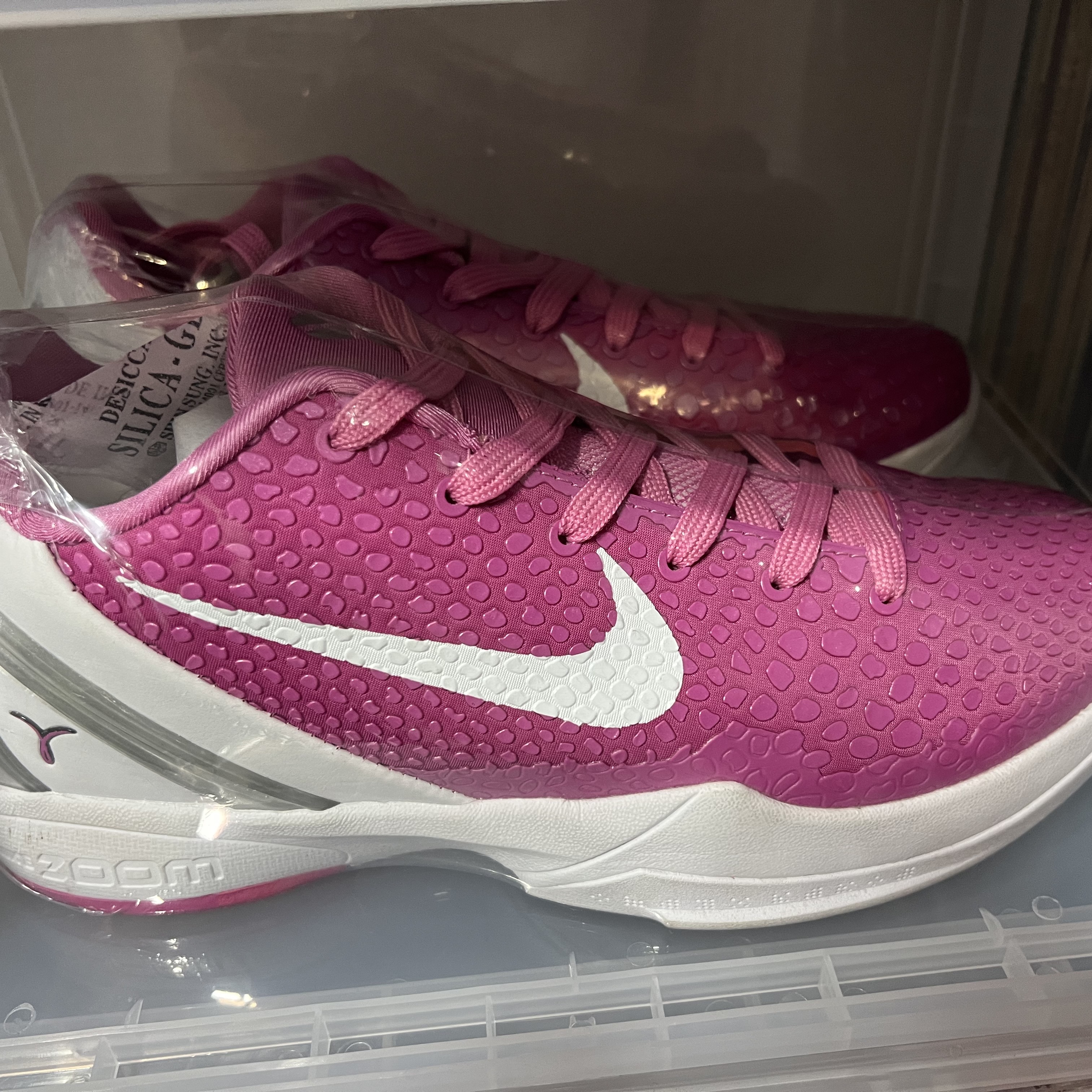 Nike Zoom Kobe VI Kay Yow Think Pink 착용 스타일 - 1