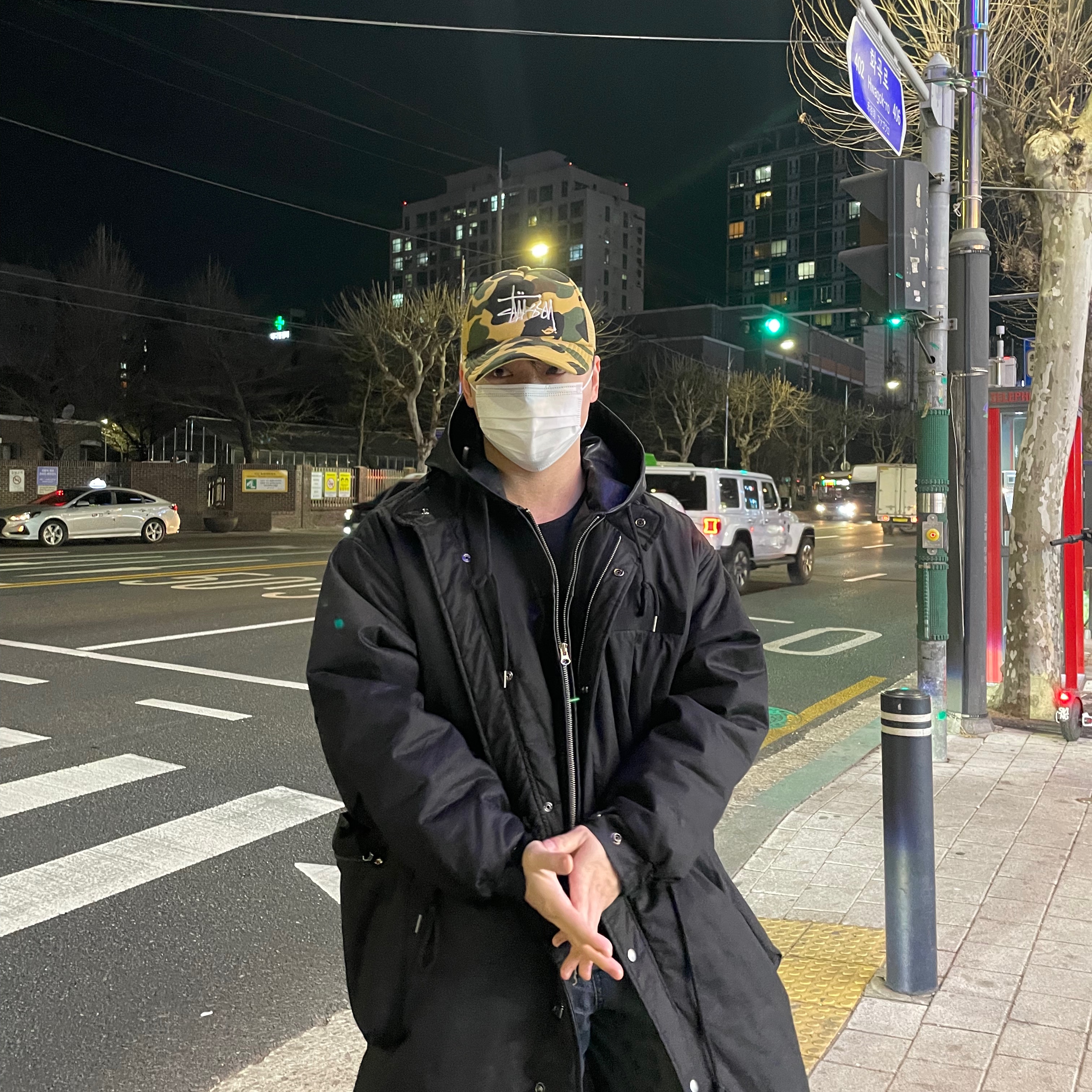 Stussy x BAPE Trucker Cap Yellow 착용 스타일 - 2