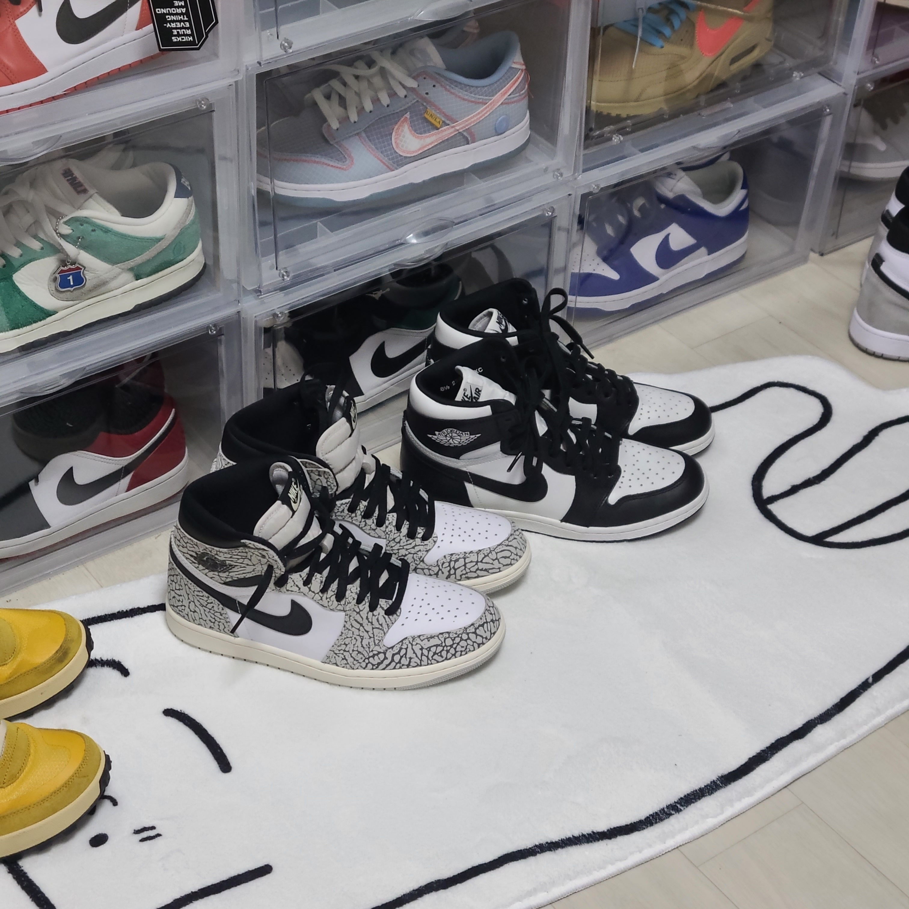 Jordan 1 Retro High OG White Cement, Jordan 1 High 85 Black White 착용 스타일