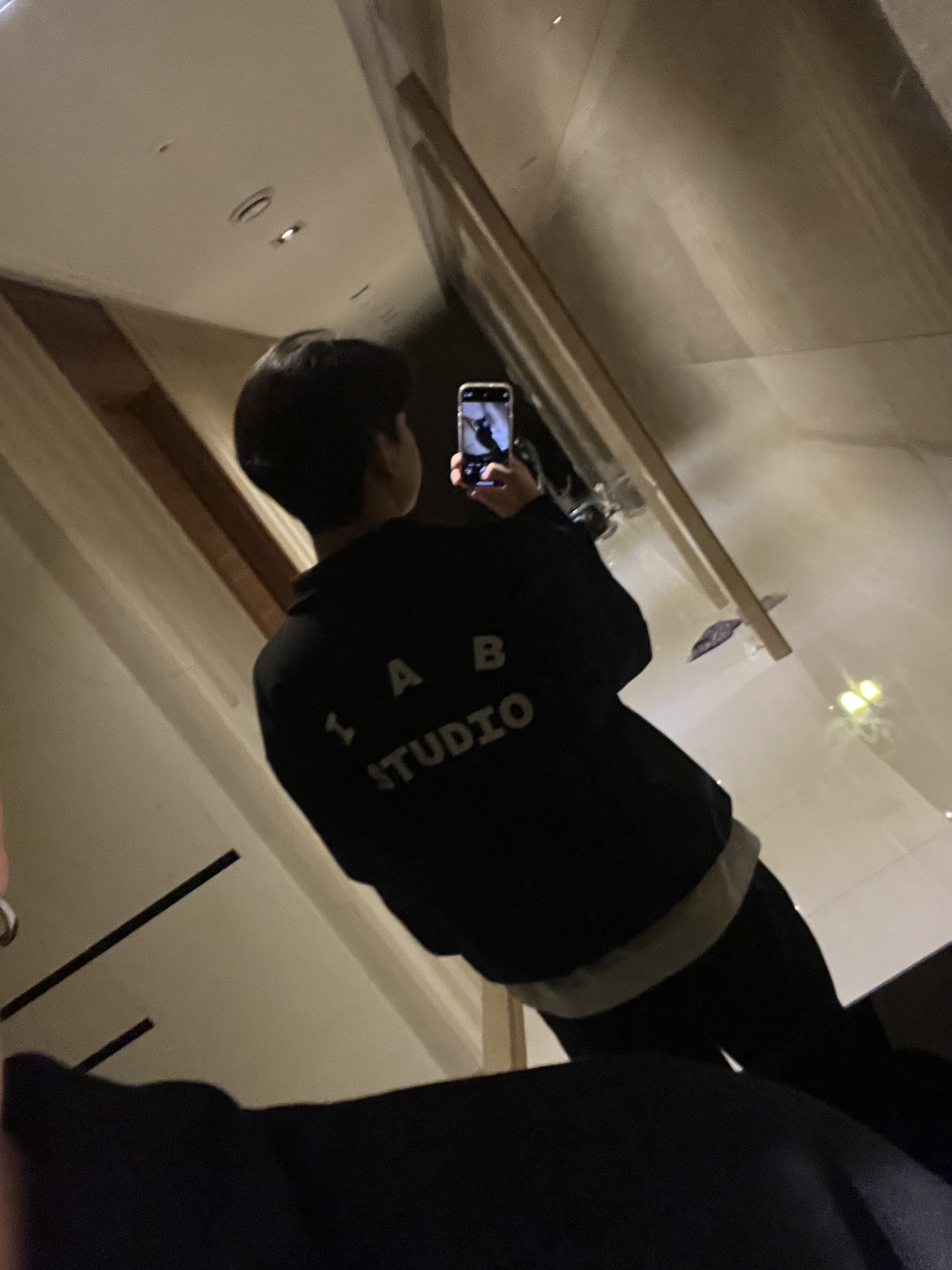 IAB Studio Half Zip-Up Black White, IAB Studio Sweatpants Black White - 23SS 착용 스타일 - 1