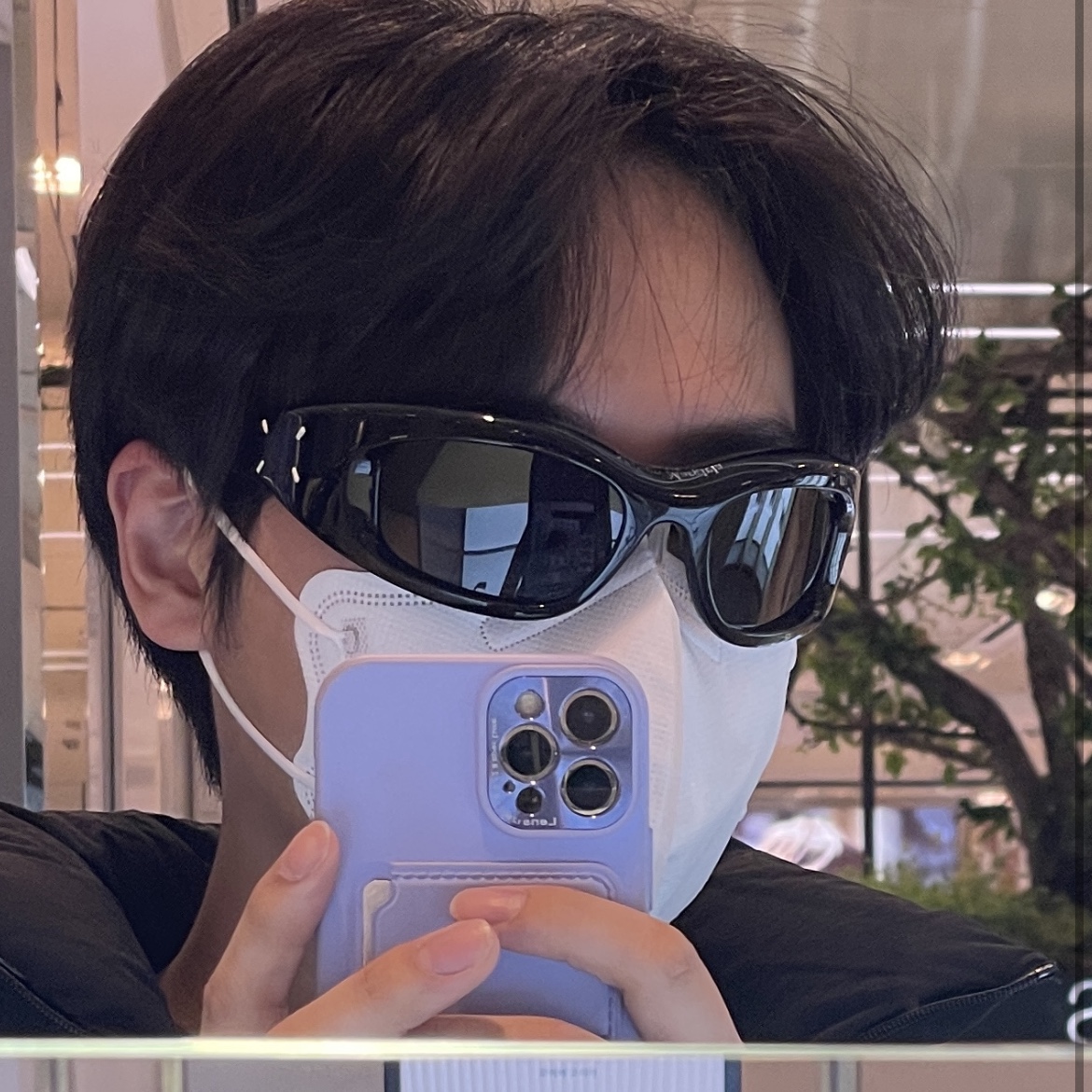 Gentle Monster x Maison Margiela MM002 Black Black 착용 스타일