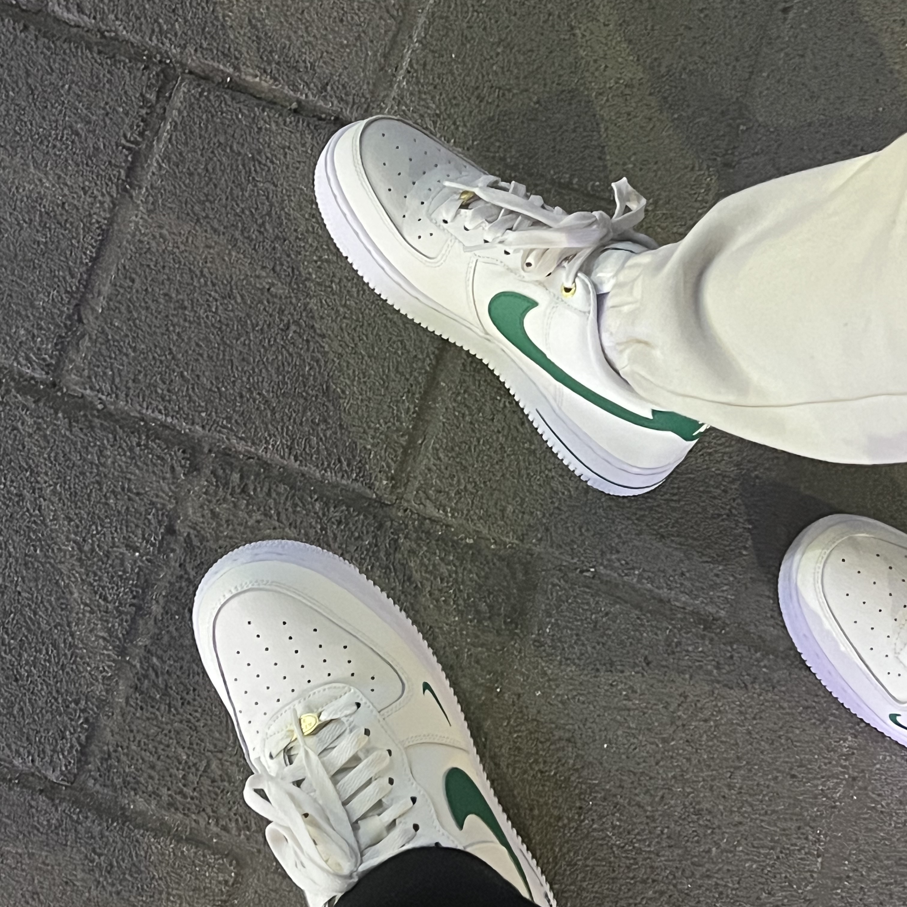Nike Air Force 1 '07 LV8 40th Anniversary Join Forces Sail Malachite 착용 스타일