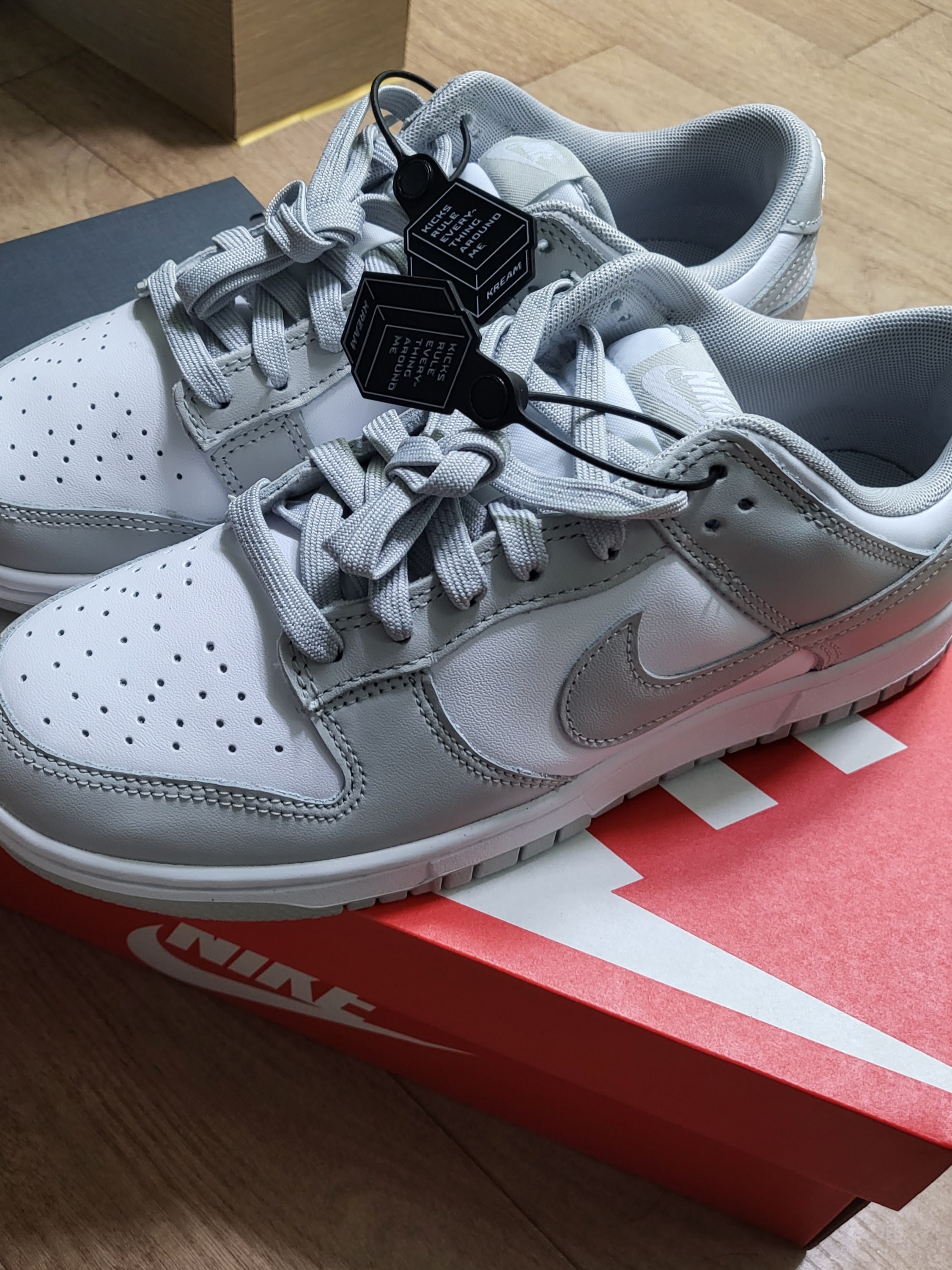 Nike Dunk Low Retro Grey Fog 착용 스타일 - 2