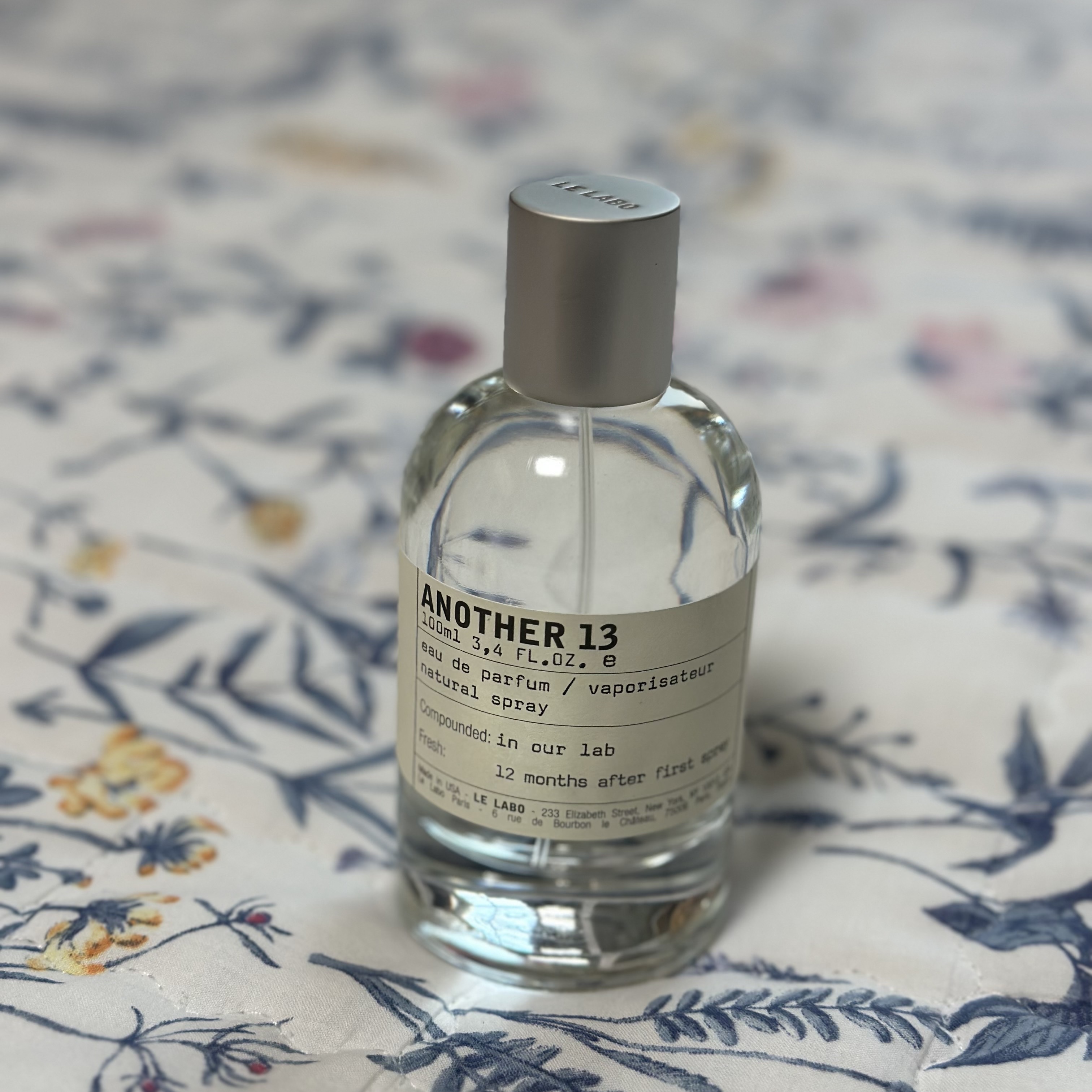 Le Labo Another 13 Eau De Parfum 100ml 착용 스타일 - 2