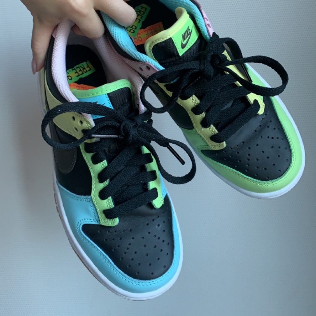 Nike Dunk Low SE Free.99 Black 착용 스타일 - 1