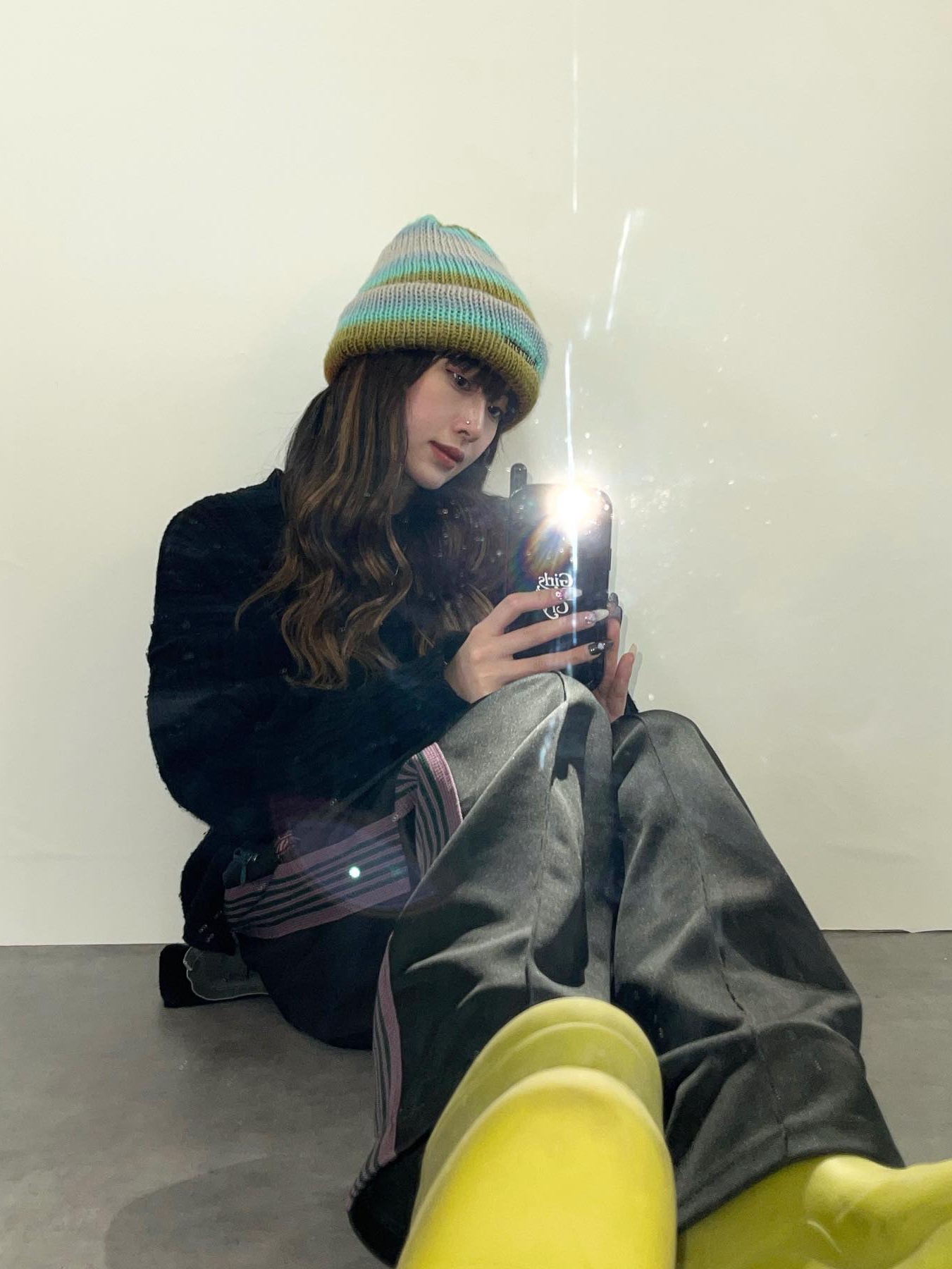 Needles Boot-Cut Track Pants Poly Smooth Black, Needles Boot-Cut Track Pants Poly Smooth Taupe 착용 스타일