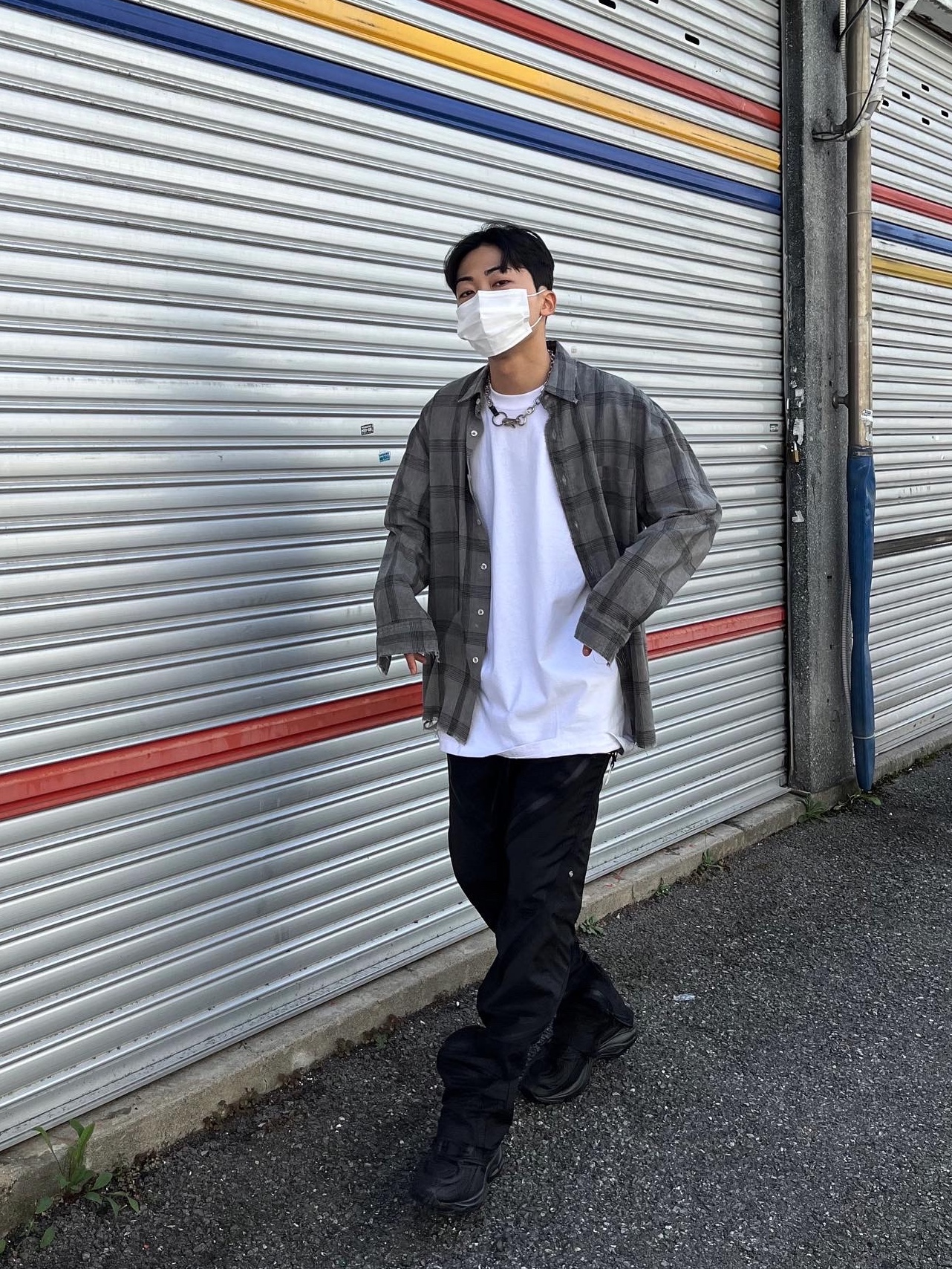 Our Legacy Ladon Brass Keychain Matte Nickel, Reebok x Kanghyuk Premier Road Modern Mid Black 착용 스타일
