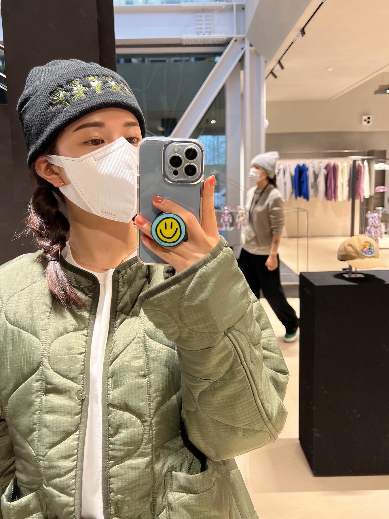 Thisisneverthat x Grateful Dead Dancing Bears Beanie Black, Thisisneverthat x Grateful Dead Dancing Bears Beanie Blue 착용 스타일