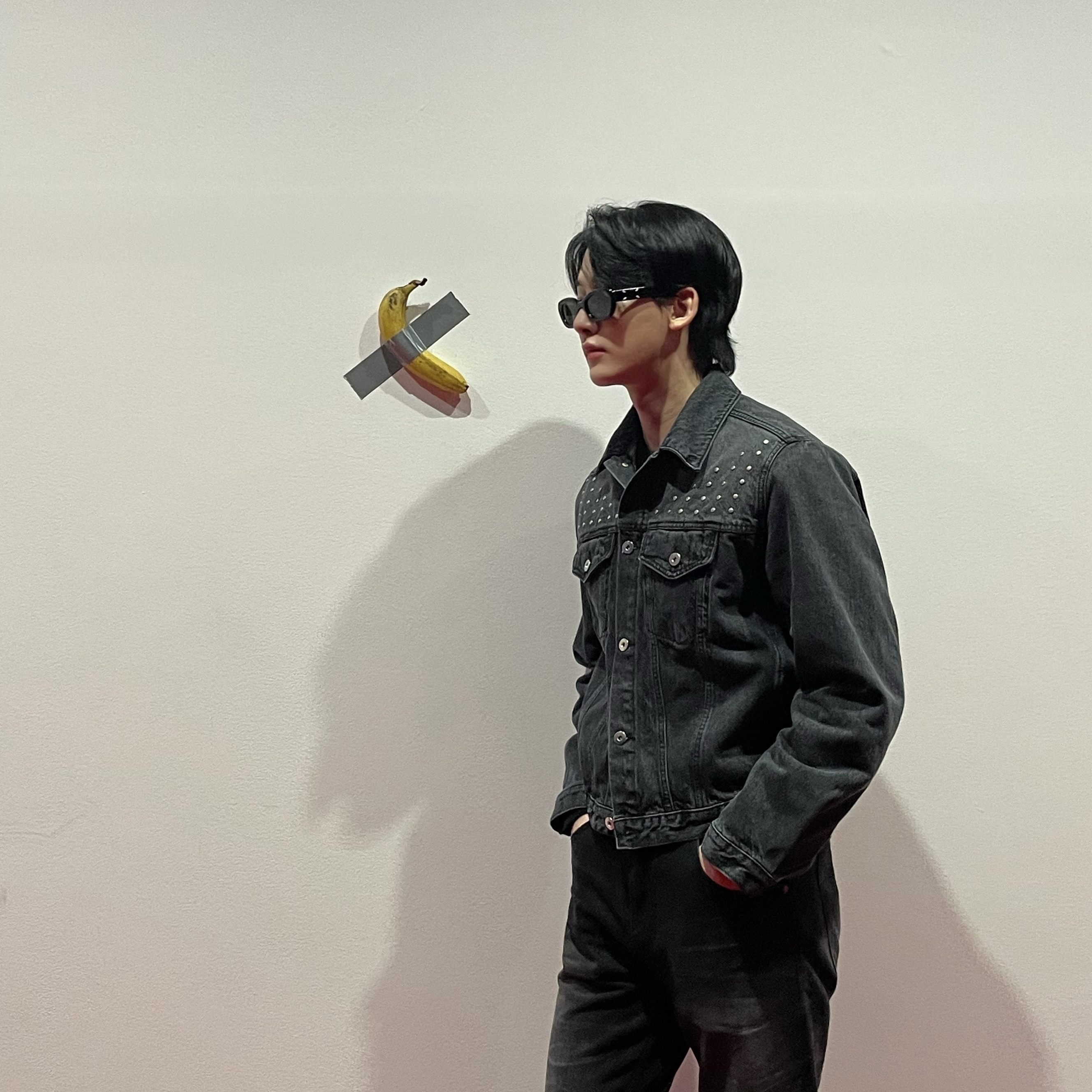 Gentle Monster x Maison Margiela MM004 Black Black 착용 스타일 - 1