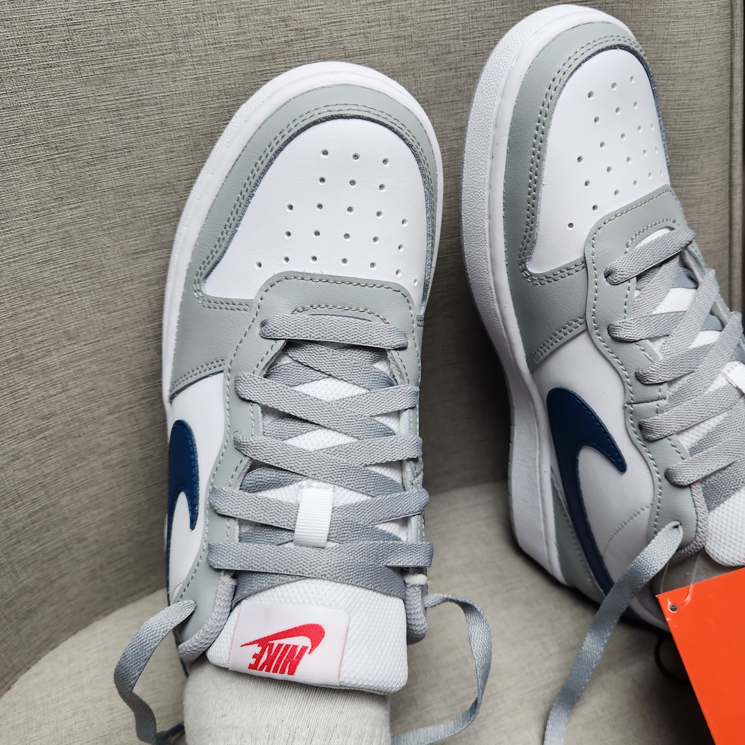 (GS) Nike Court Borough Low 2 Light Smoke Grey 착용 스타일