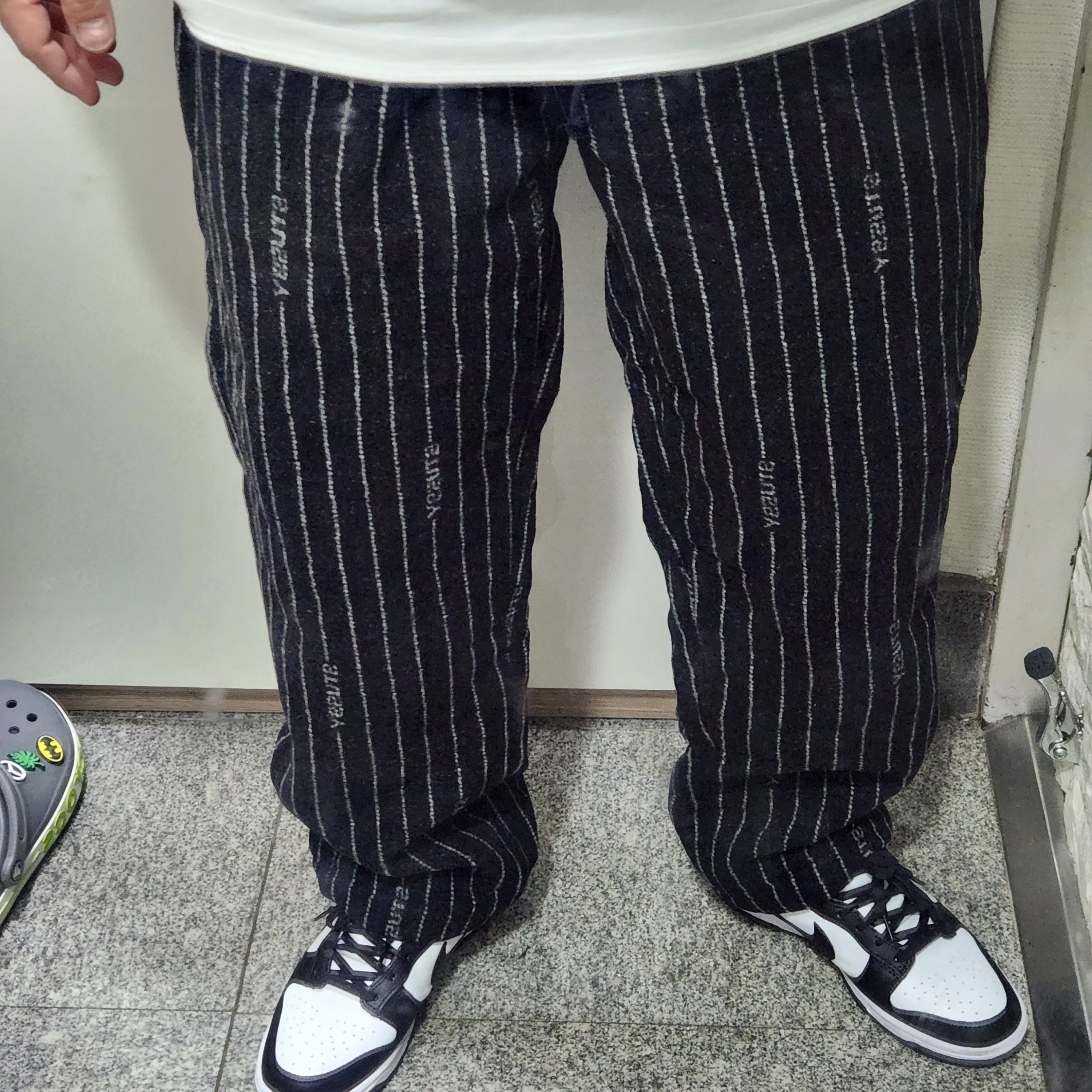 Nike x Stussy NRG Striped Wool Pants Black (DR4021-010) 착용 스타일 - 1