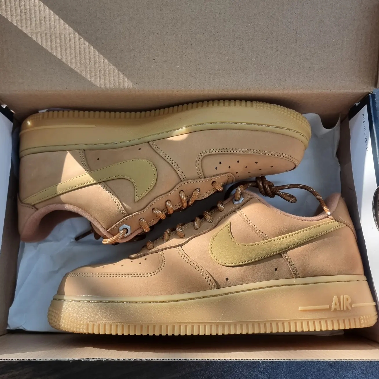 Nike Air Force 1 '07 WB Flax 착용 스타일 - 1