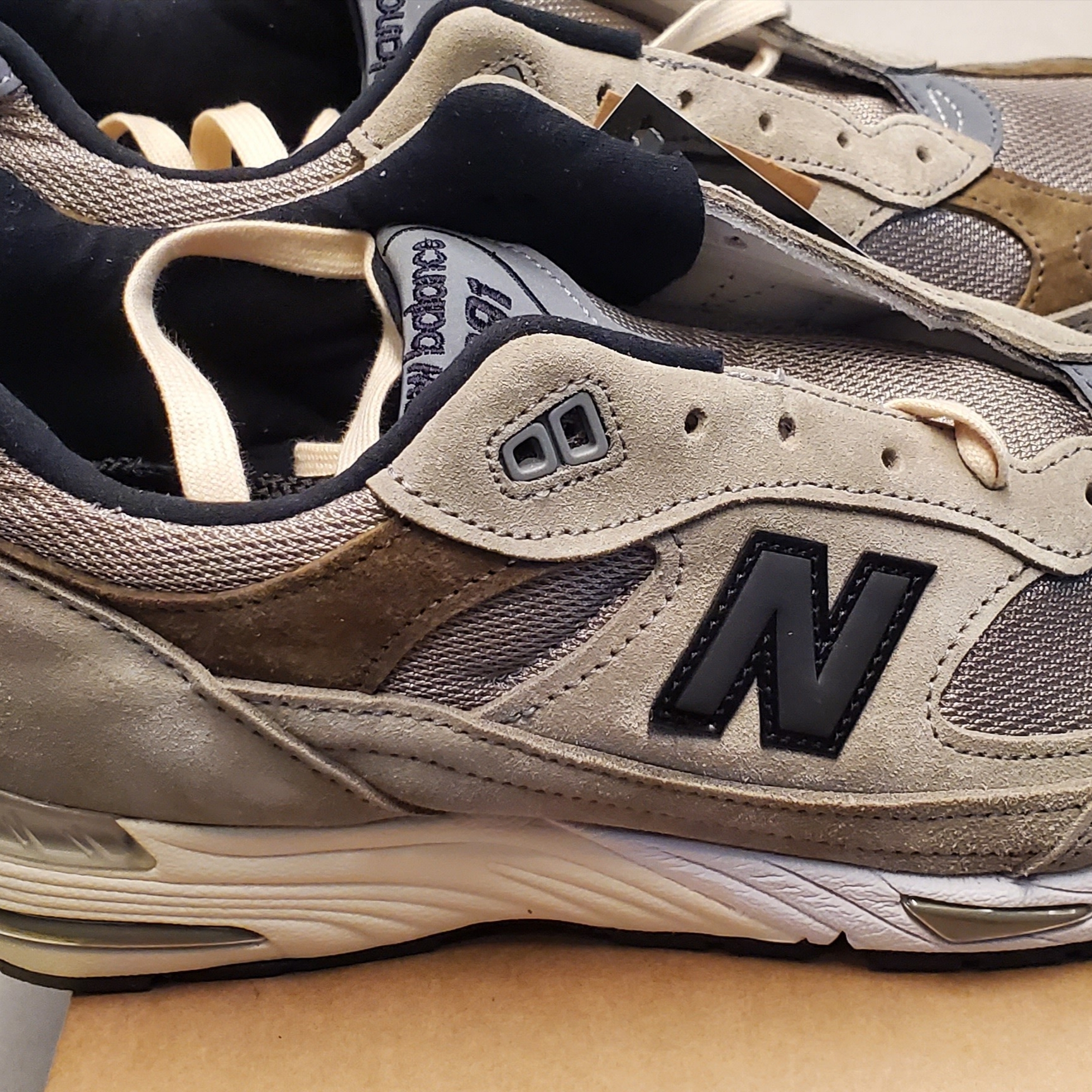 New Balance x JJJJound 991 Made in UK Grey 착용 스타일 - 4