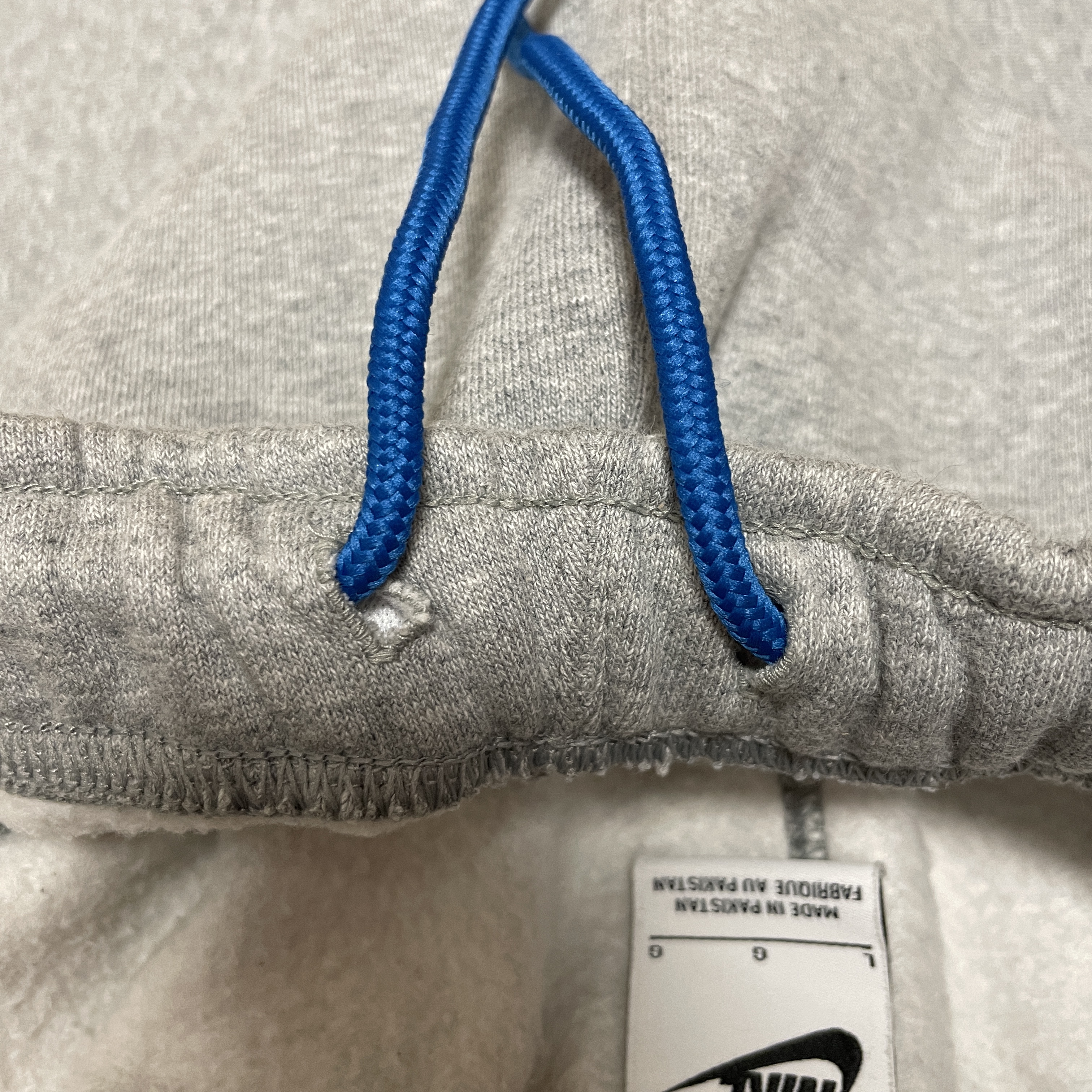 Nike x Stussy NRG Fleece Pants Dark Grey Heather (DO9340-063) 착용 스타일 - 4