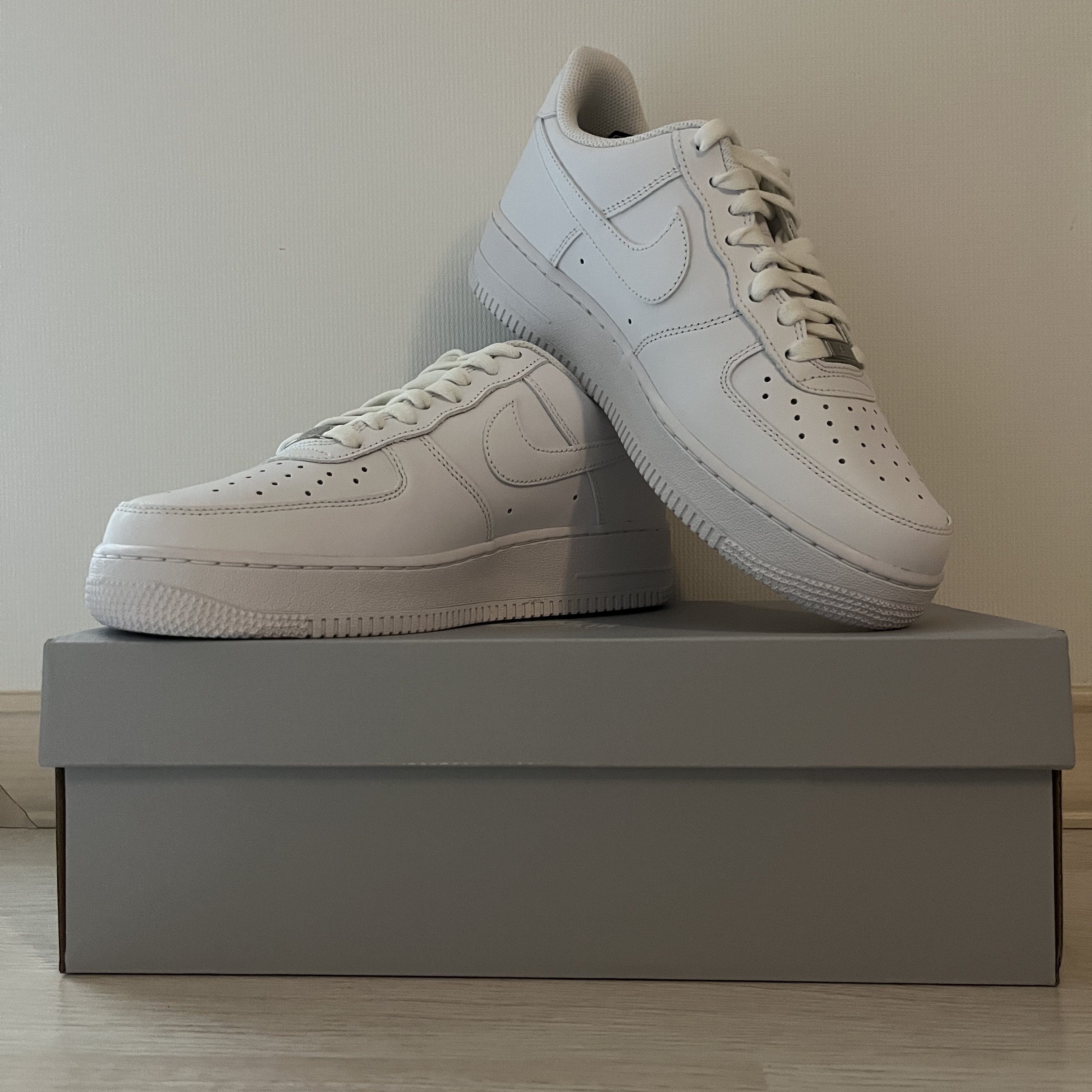 Nike Air Force 1 '07 Low White 착용 스타일 - 2