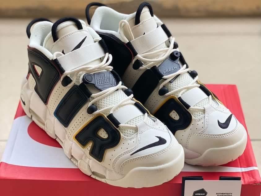 Nike Air More Uptempo 96 Trading Cards 착용 스타일 - 2