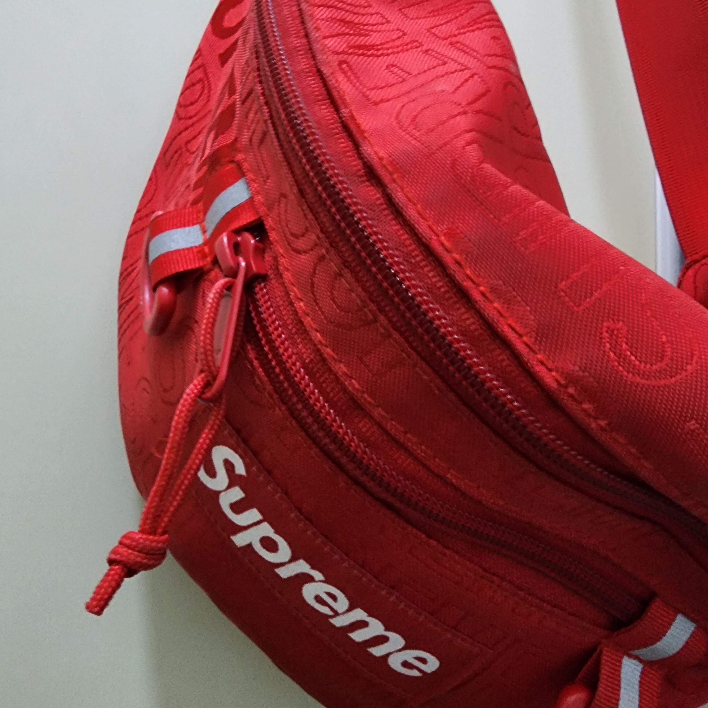 Supreme Waist Bag Red - 19SS 착용 스타일