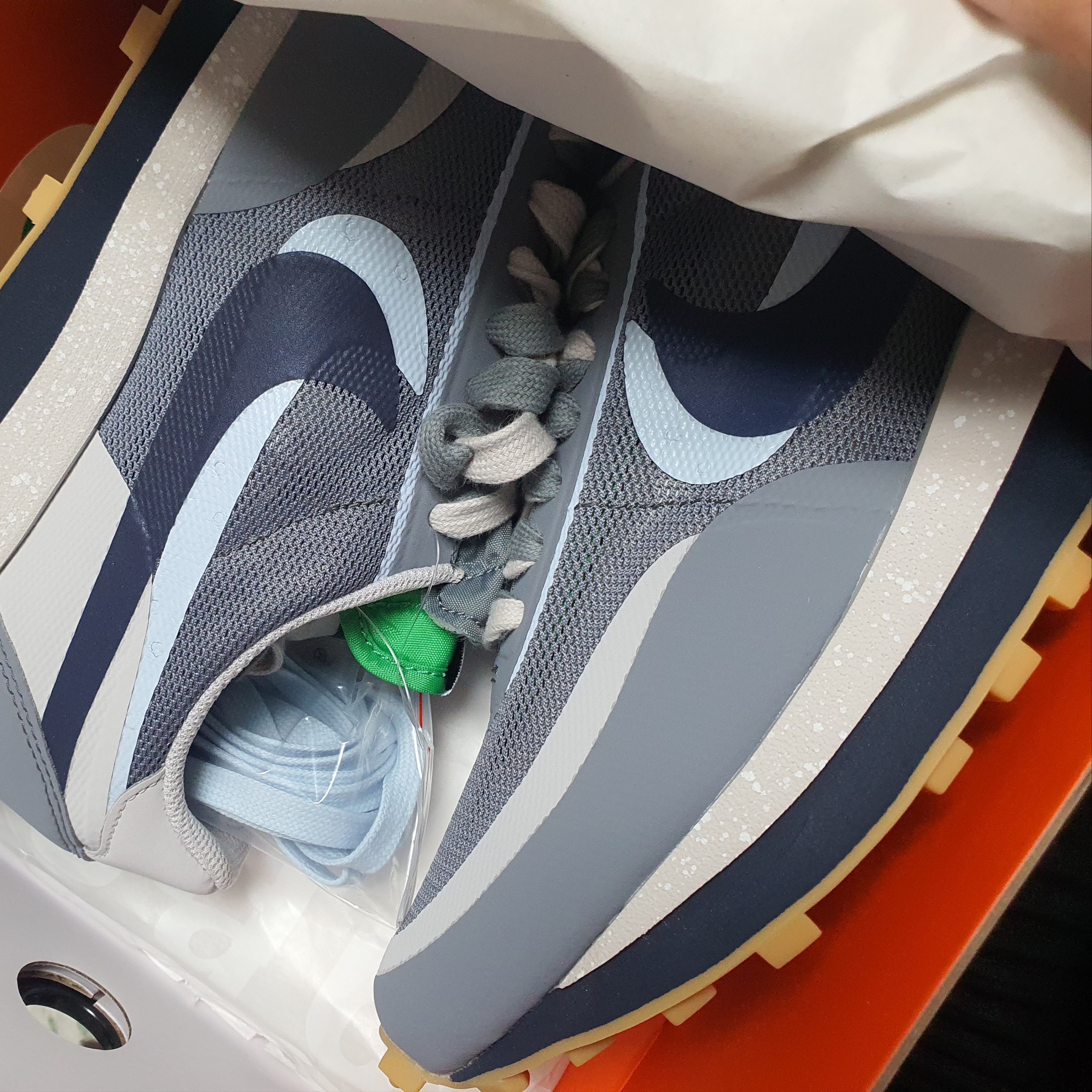 Nike x Sacai x Clot LDWaffle Cool Grey 착용 스타일