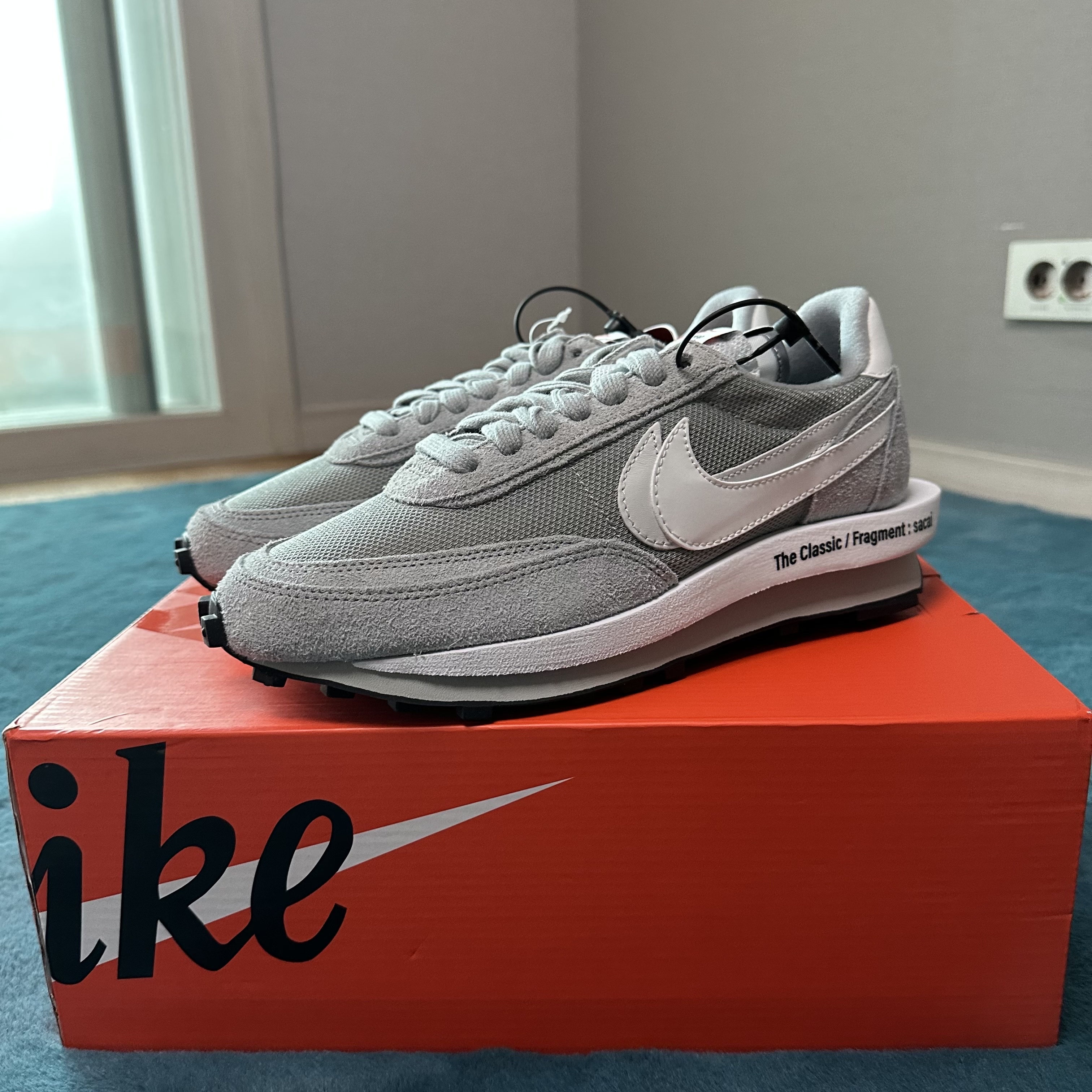 Nike x Sacai x Fragment LDWaffle Light Smoke Grey 착용 스타일
