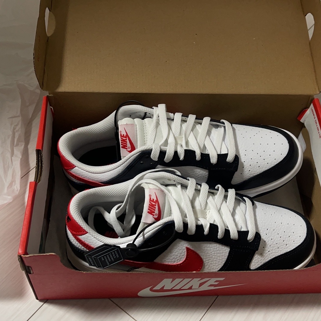 Nike Dunk Low Retro Black University Red 착용 스타일 - 1