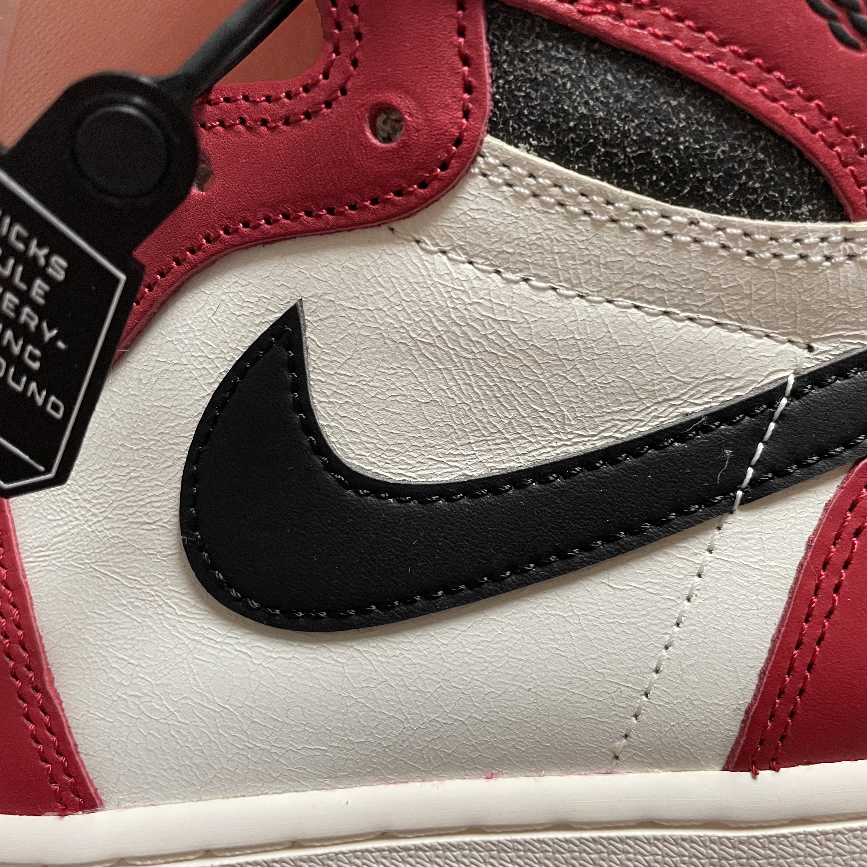 Jordan 1 Retro High OG Chicago 2022 착용 스타일 - 3