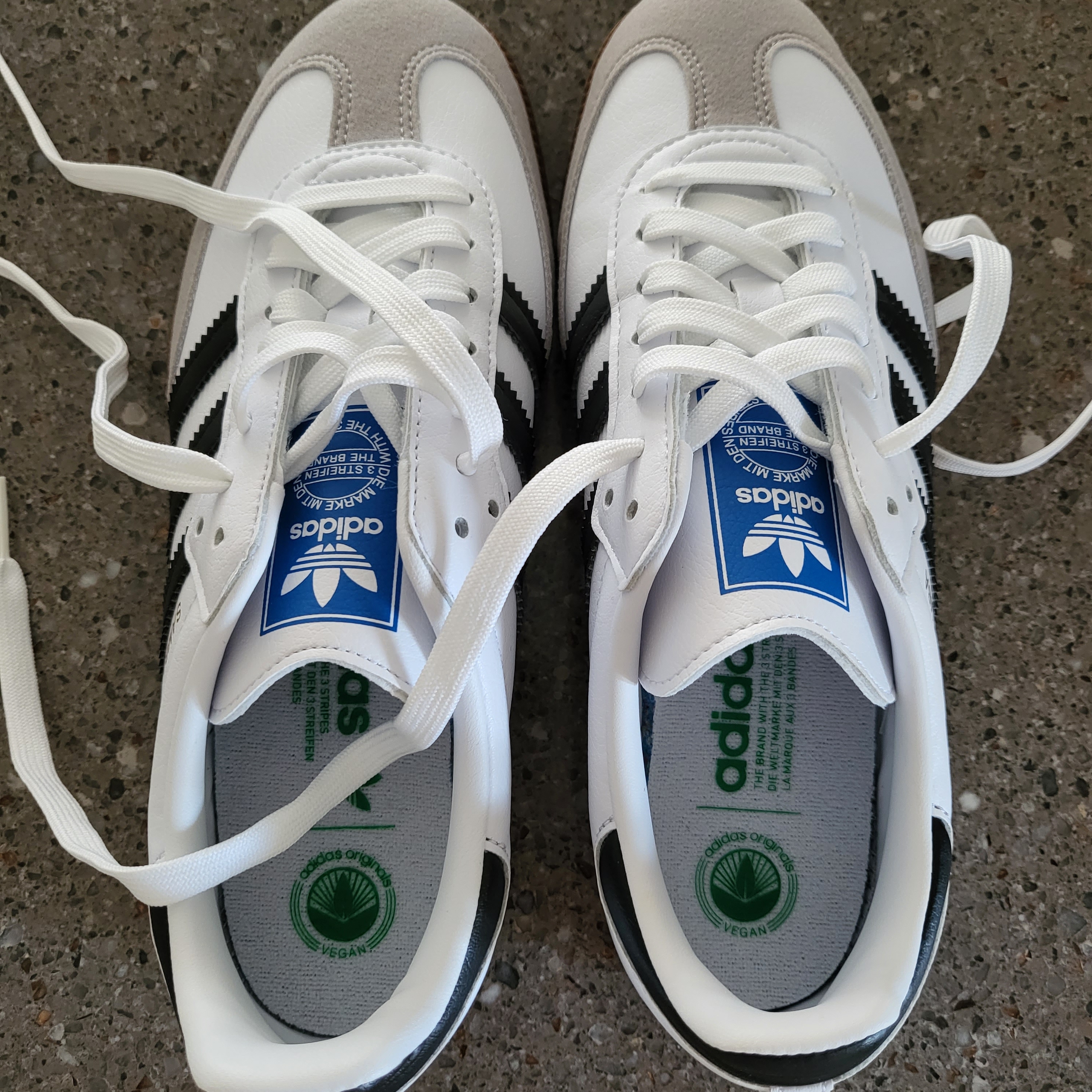 Adidas Samba Vegan White Black 착용 스타일
