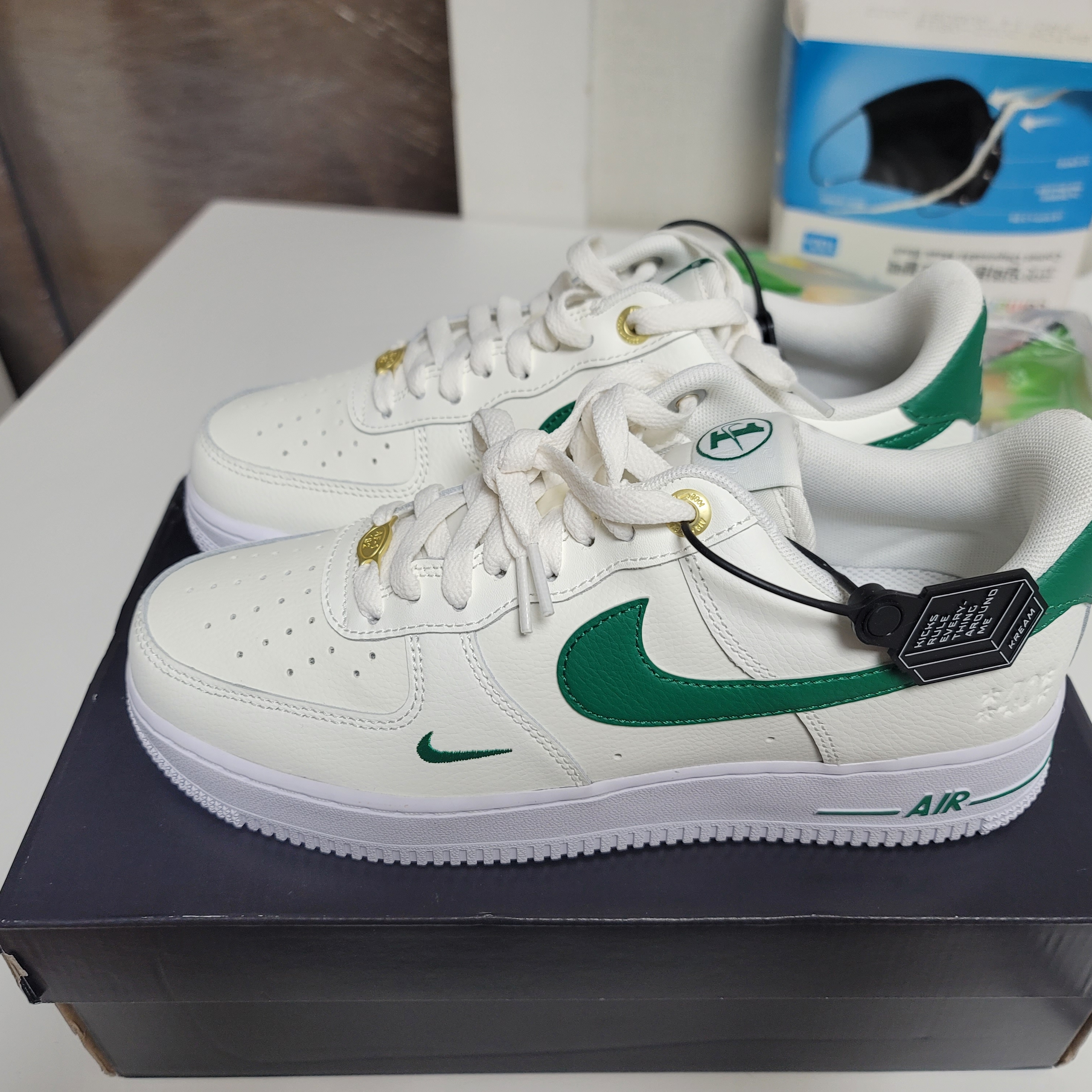Nike Air Force 1 '07 LV8 40th Anniversary Join Forces Sail Malachite 착용 스타일 - 1