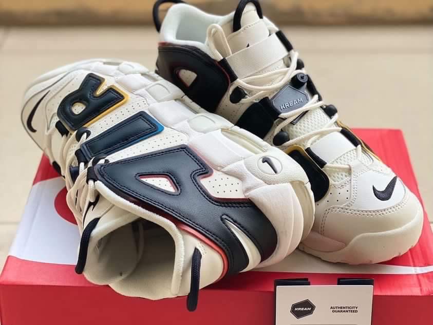 Nike Air More Uptempo 96 Trading Cards 착용 스타일 - 1