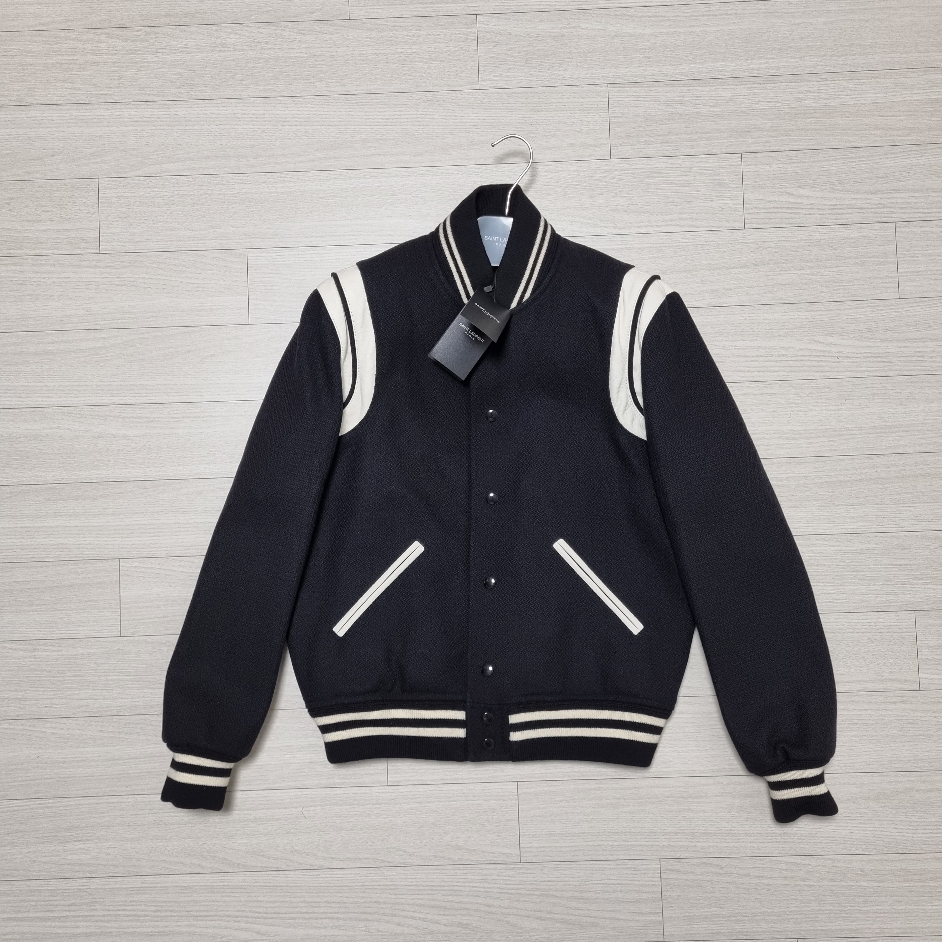 Saint Laurent Teddy Jacket in Wool Black White 착용 스타일 - 2
