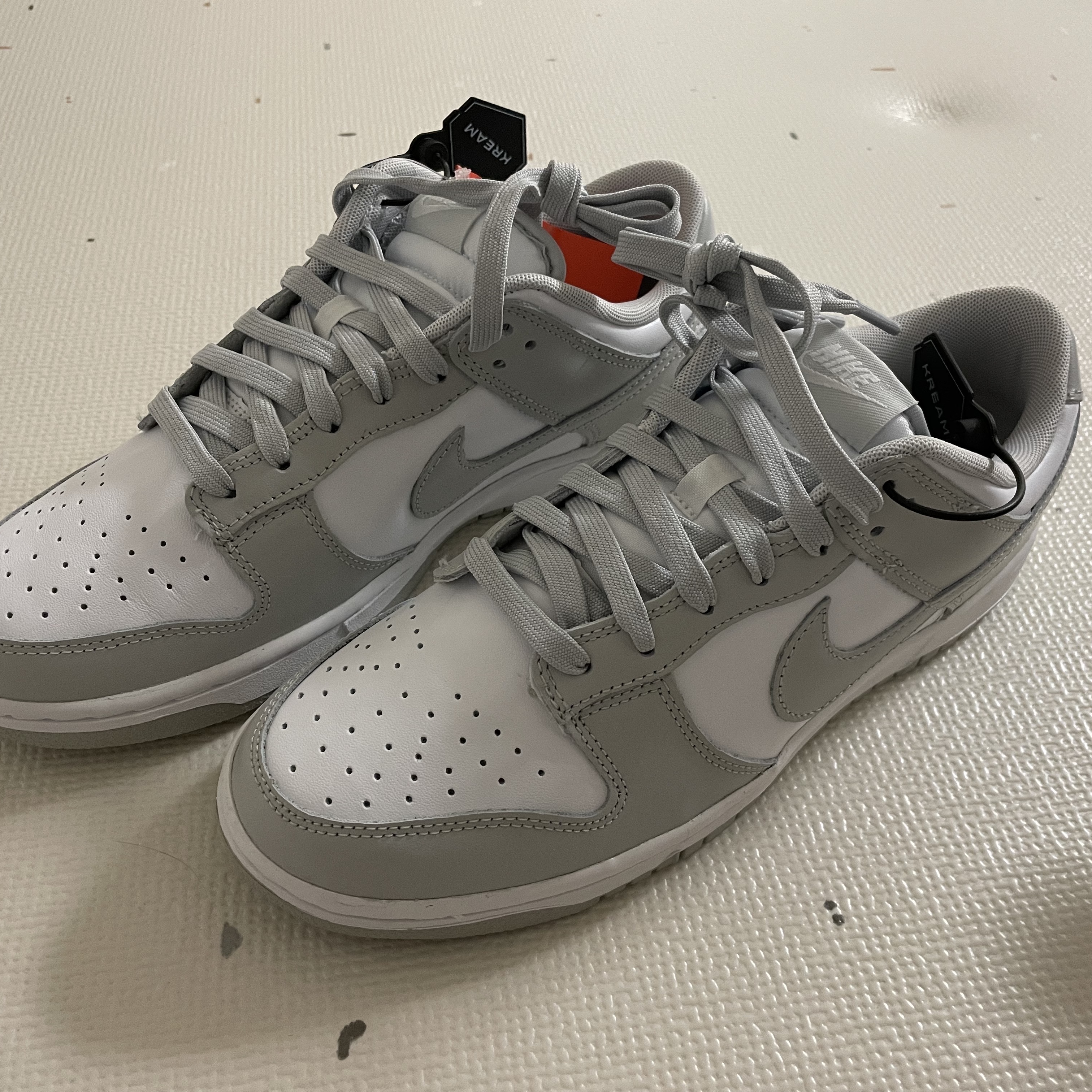 Nike Dunk Low Retro Grey Fog 착용 스타일