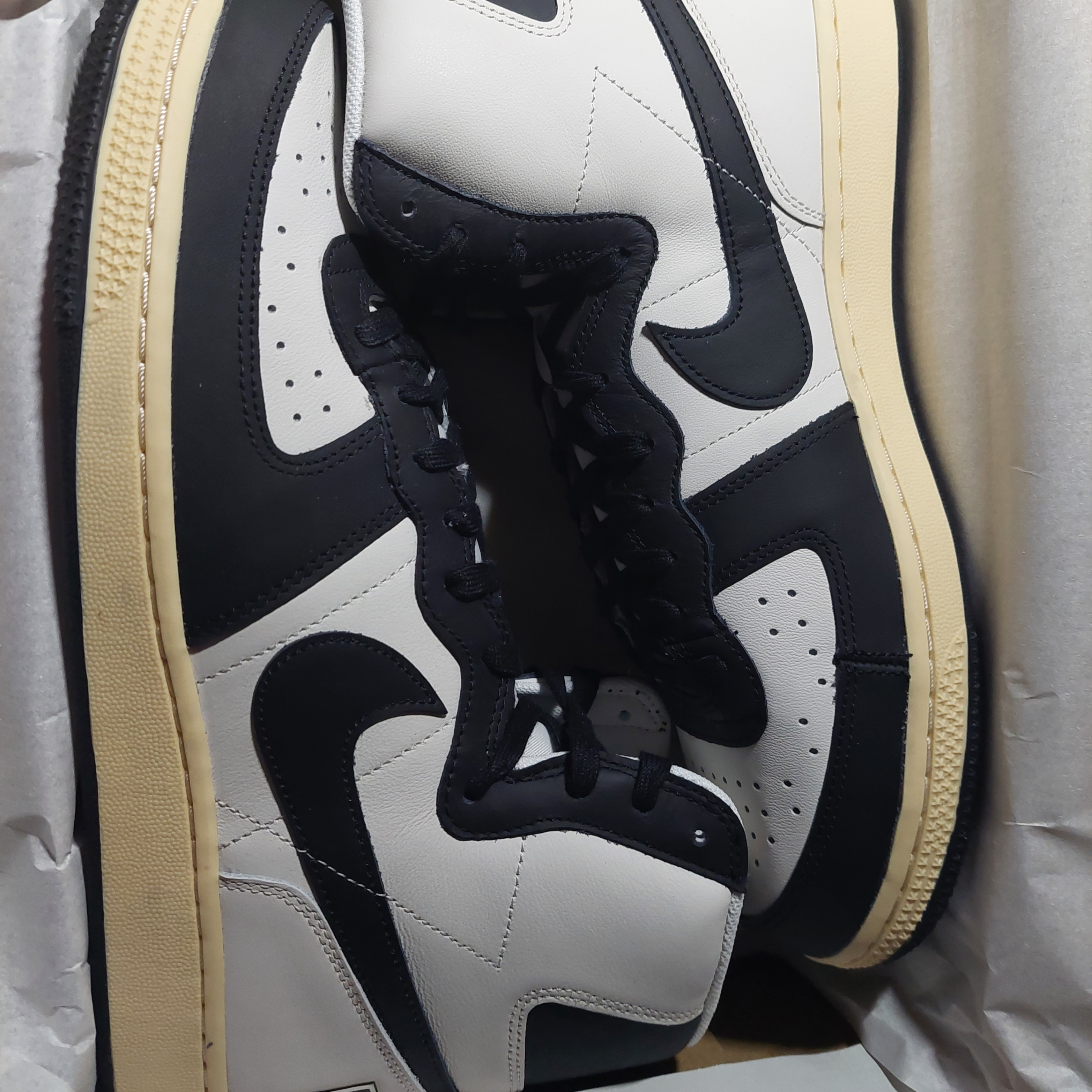 Nike Terminator High Black and Phantom 착용 스타일 - 4