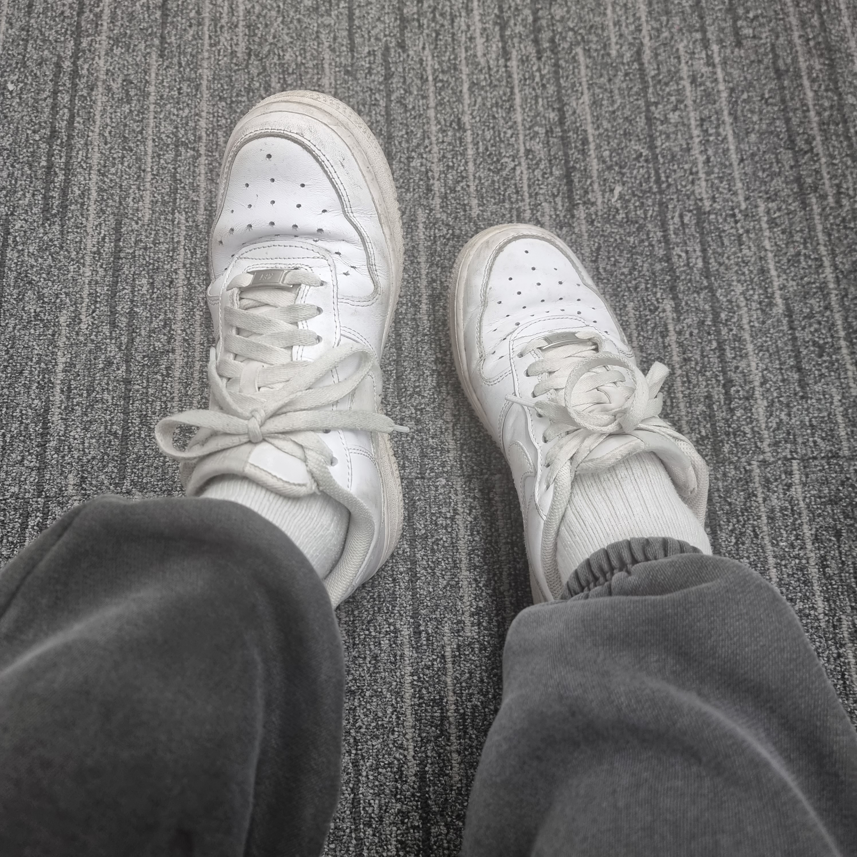 Nike Air Force 1 '07 Low White 착용 스타일
